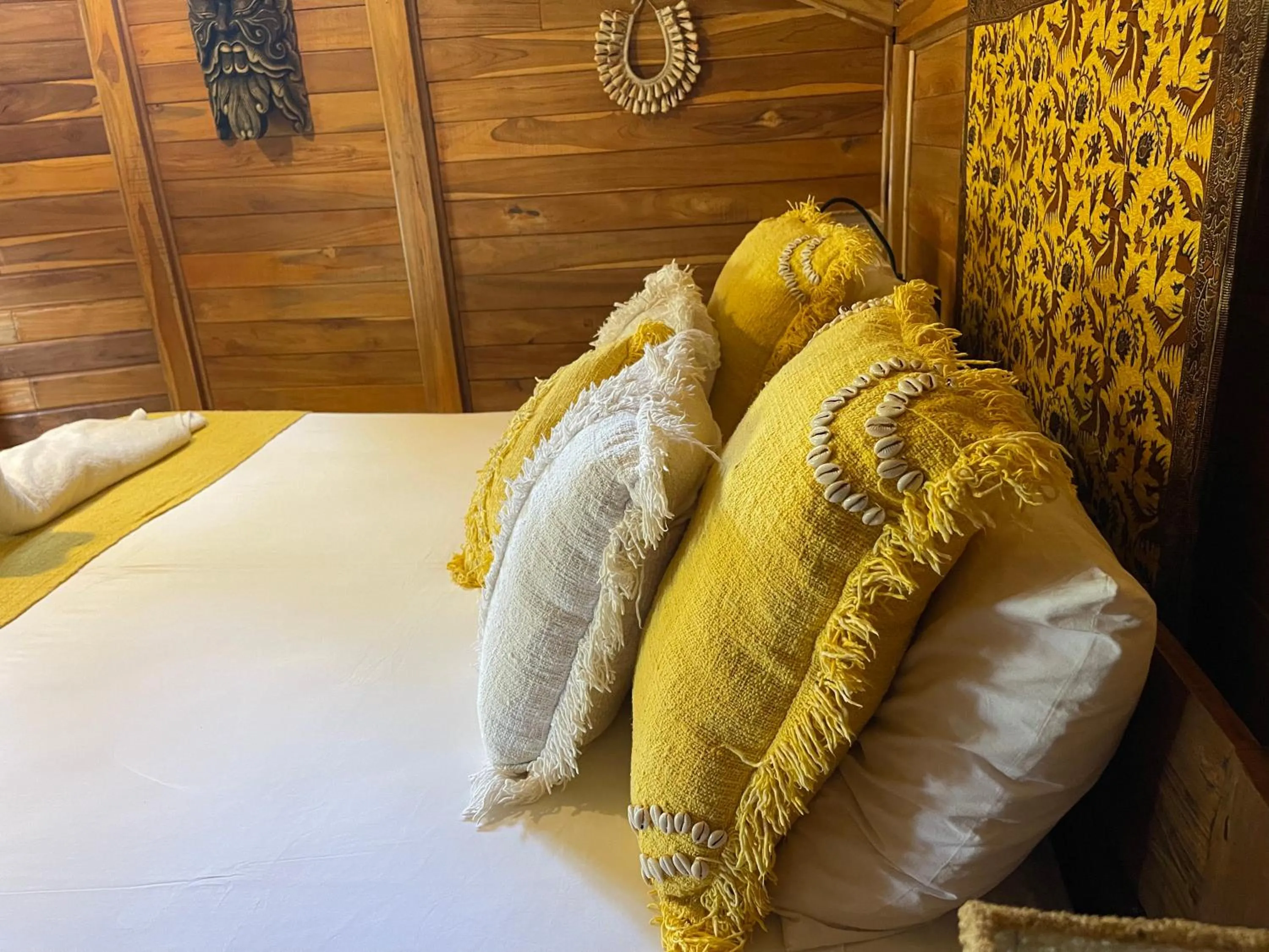 Bedroom, Bed in Louka Beach Bali