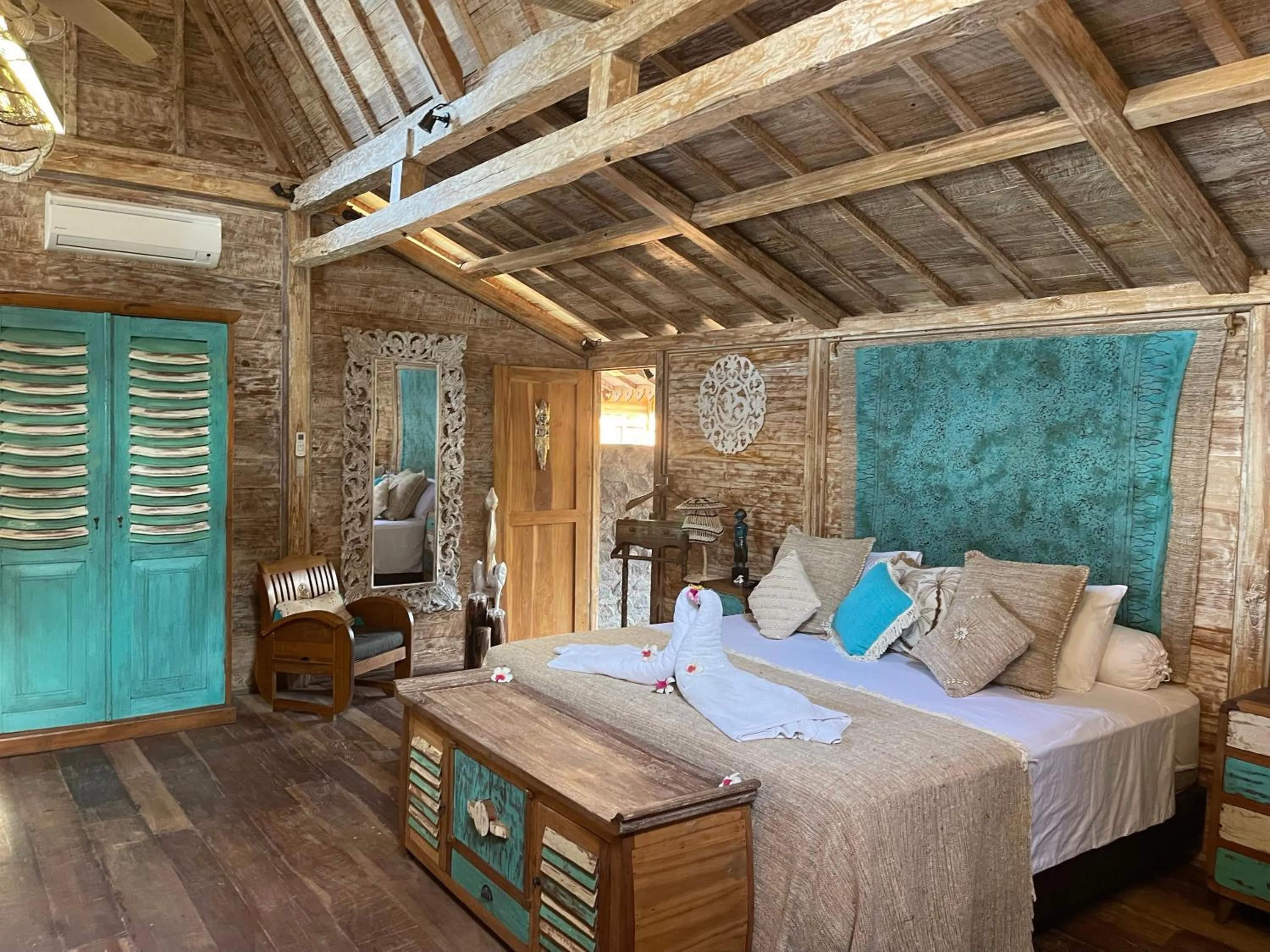 Bedroom, Bed in Louka Beach Bali