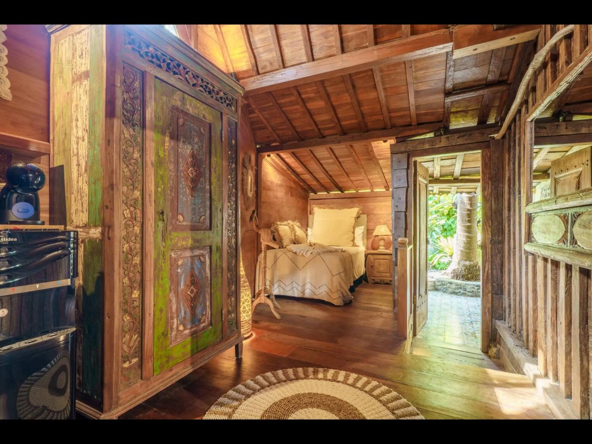 Photo of the whole room, Bed in Louka Beach Bali