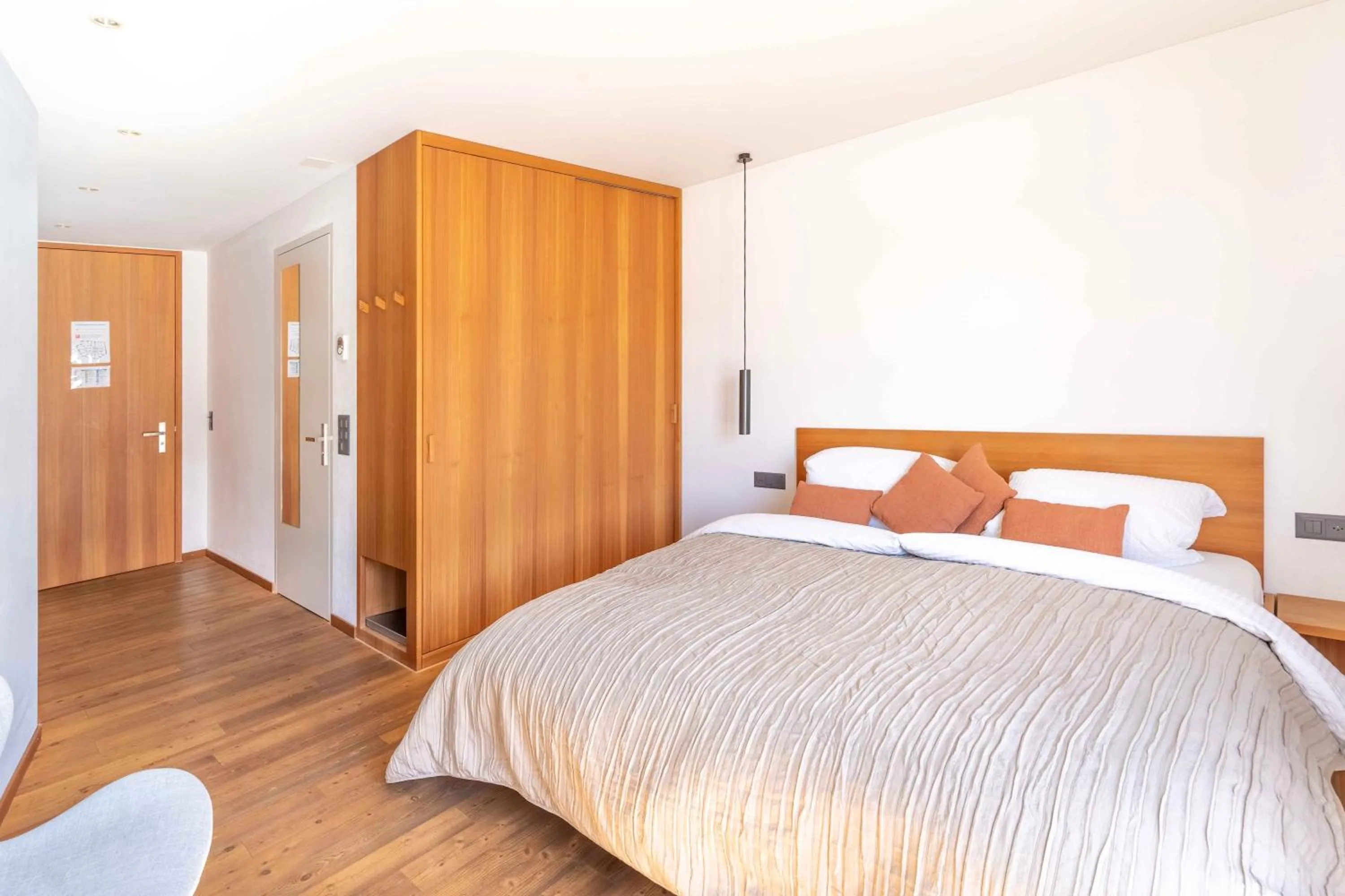 Bedroom, Bed in Longhin Maloja B&B