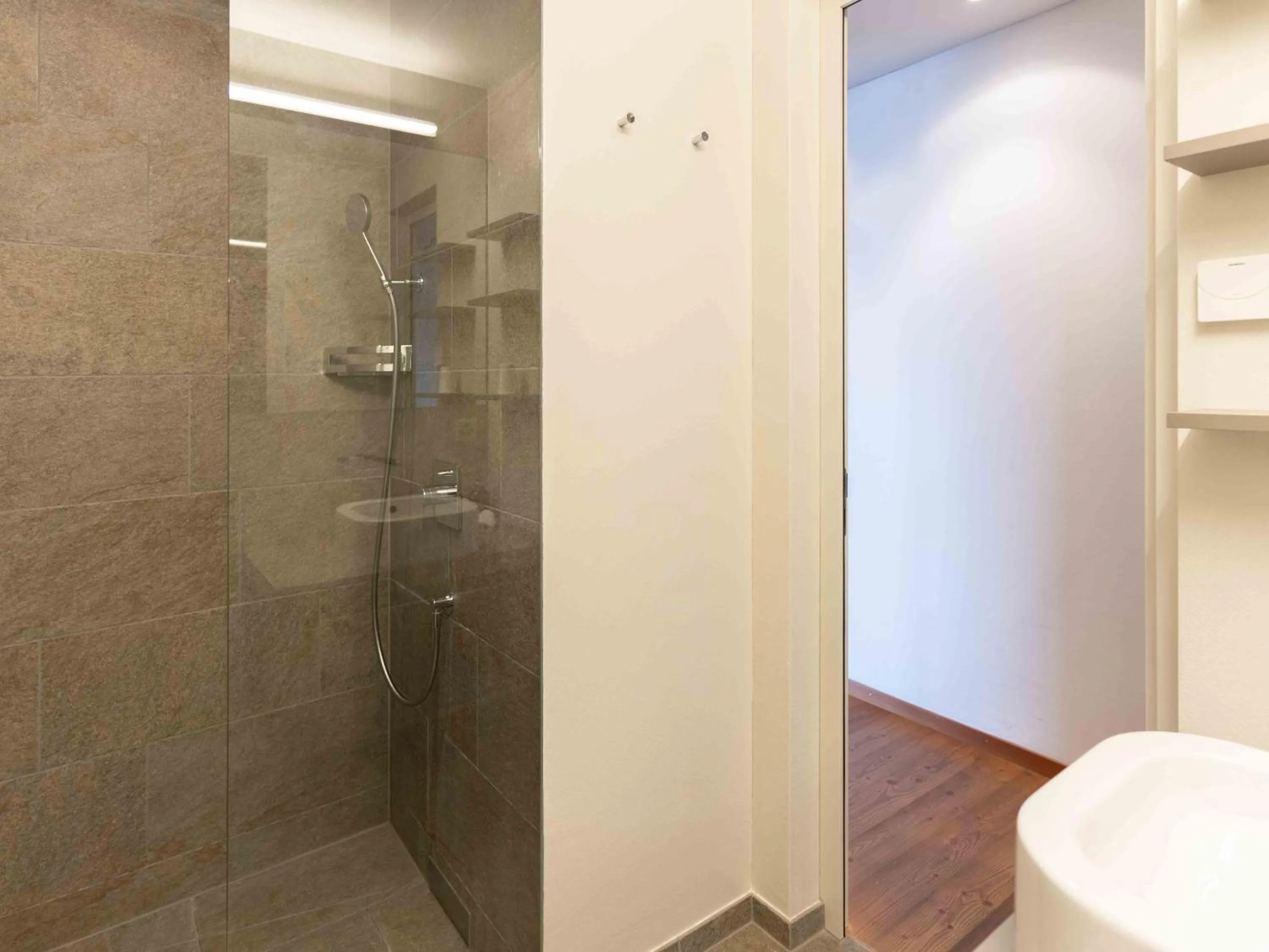 Bathroom in Longhin Maloja B&B