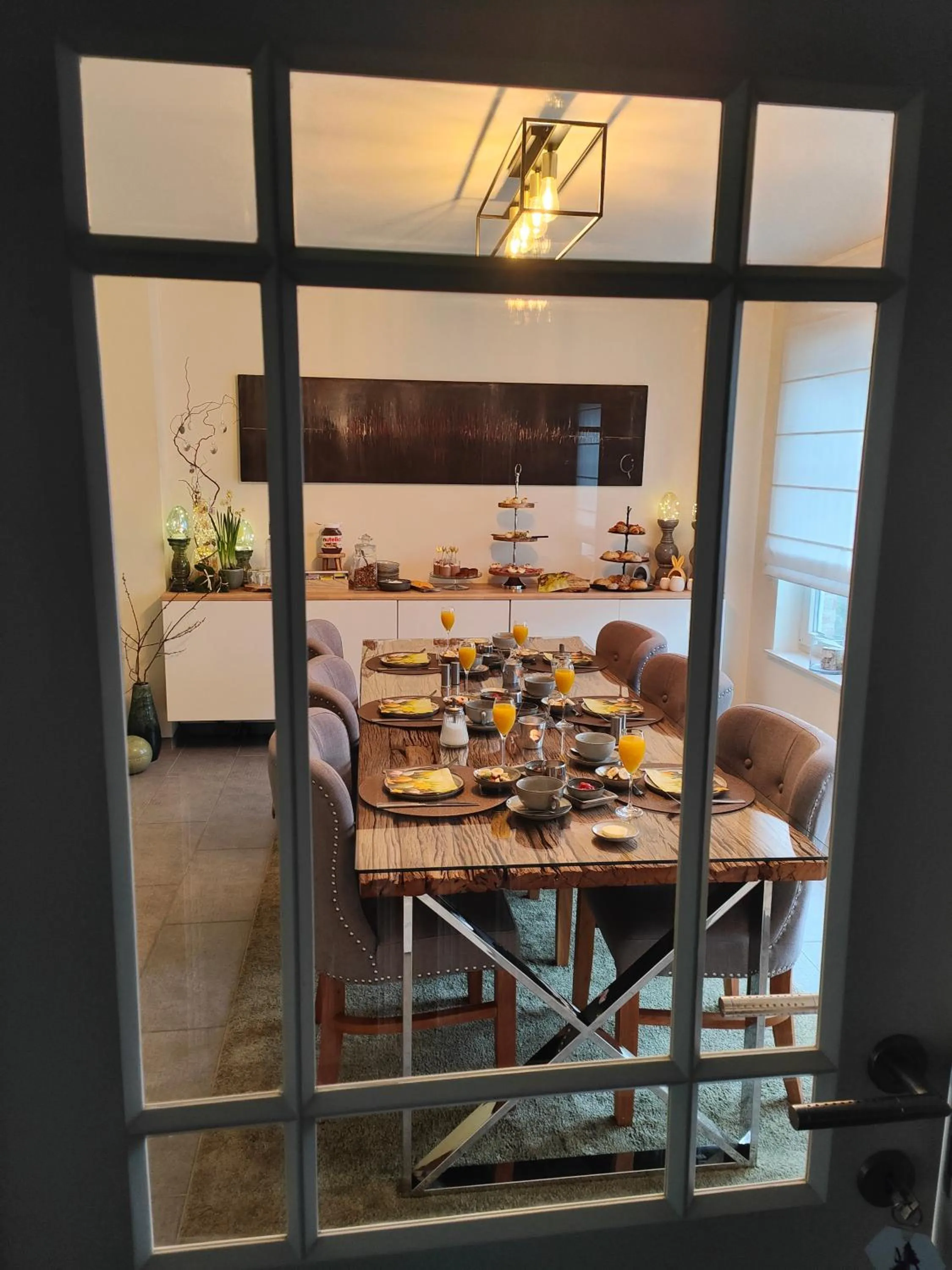 Dining area in B&B Maison Durbois