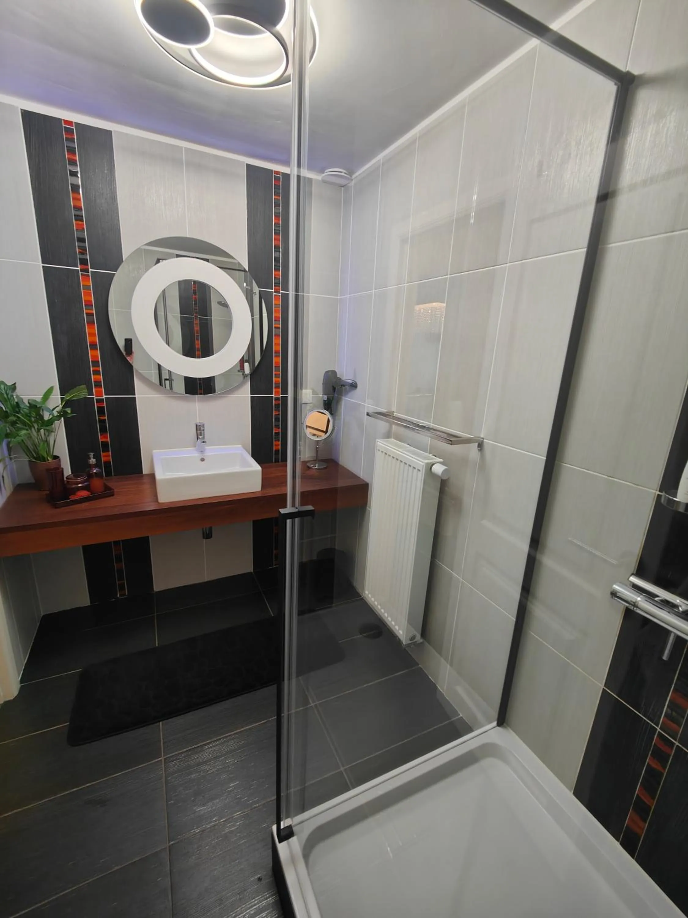 Shower in B&B Maison Durbois