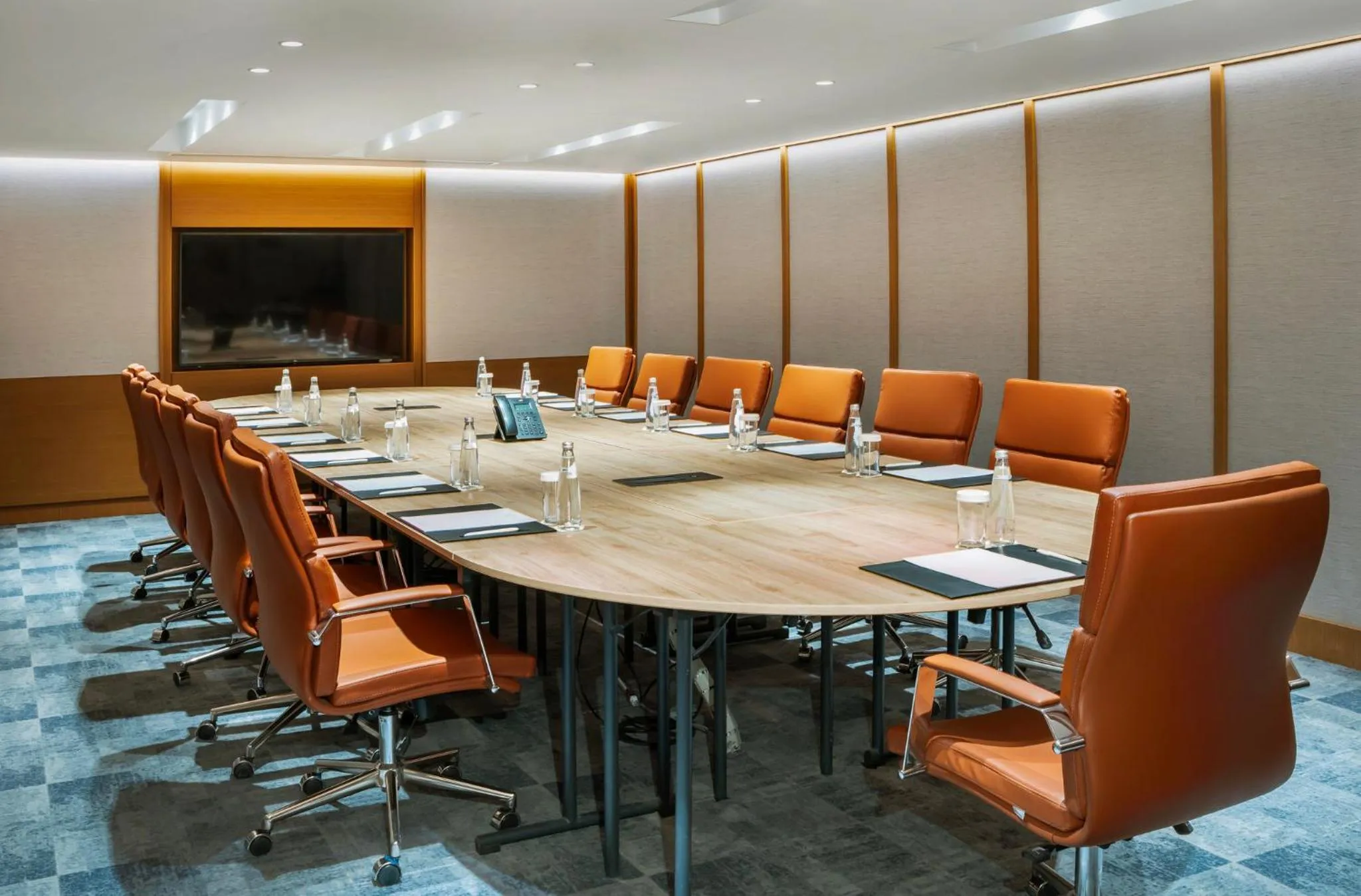 Meeting/conference room in Crowne Plaza Istanbul - Ortakoy Bosphorus by IHG