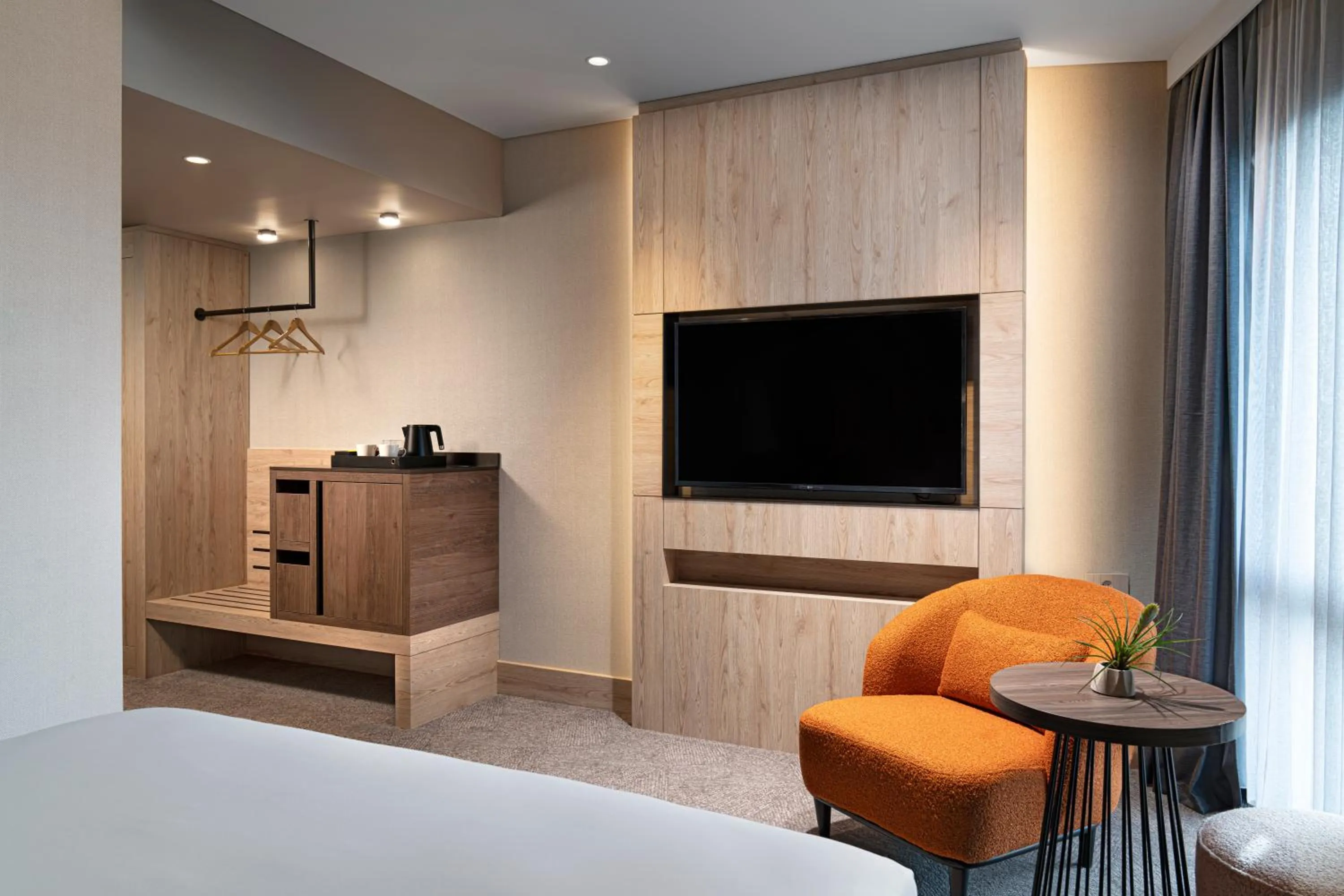 View (from property/room), Bed in Crowne Plaza Istanbul - Ortakoy Bosphorus by IHG