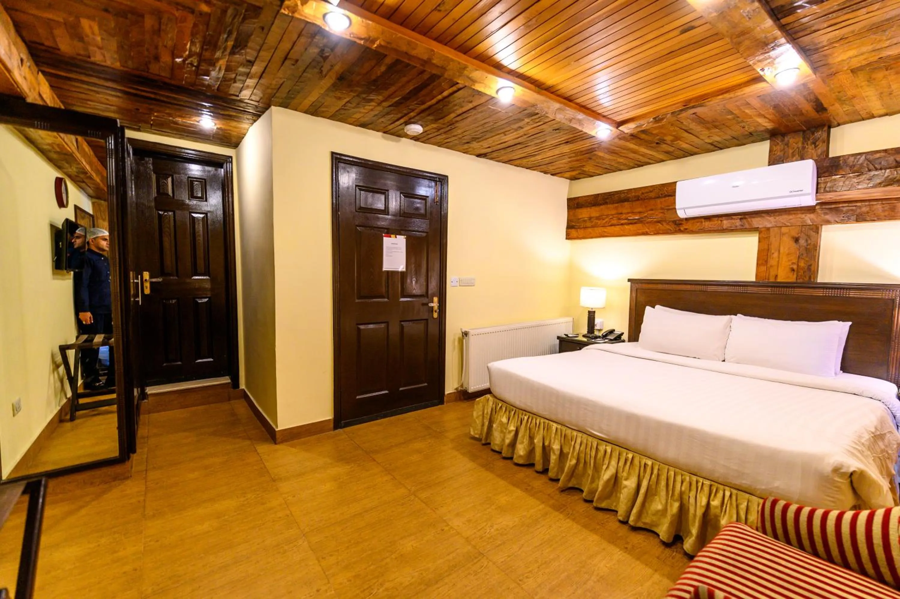 Bedroom, Bed in Hotel One Bhurban