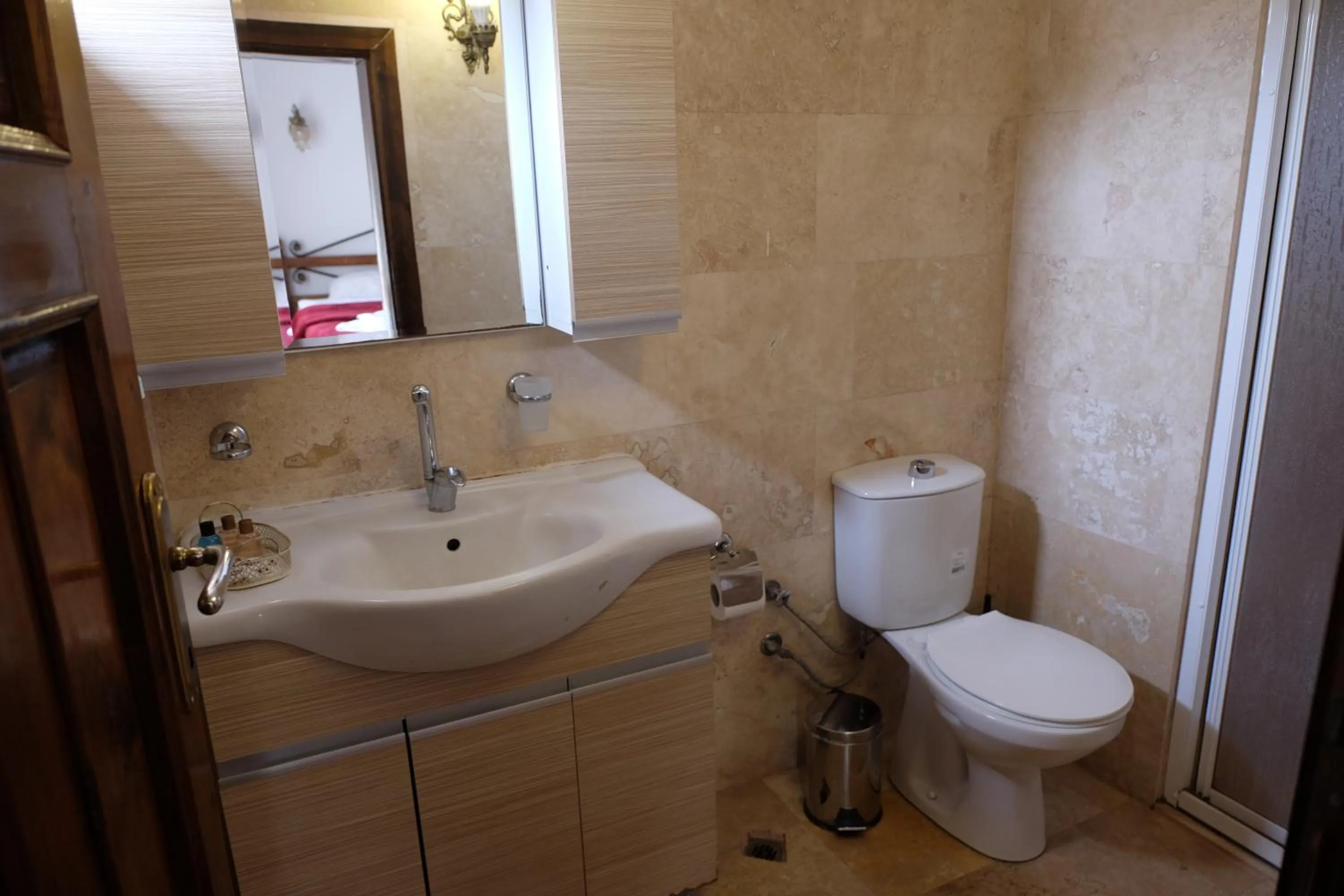 Bathroom in Anatolia cave hotel Pension