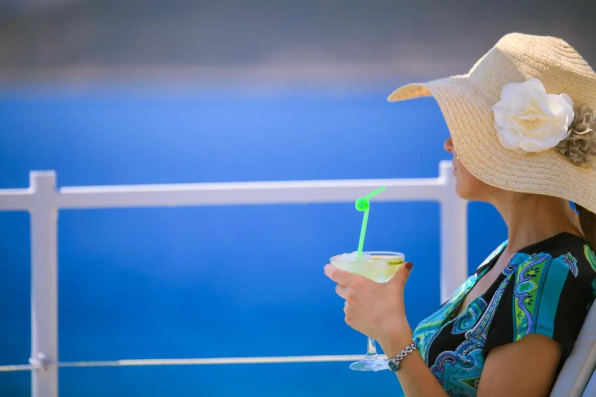 Beach in Diva Residence Allsuite Hotel