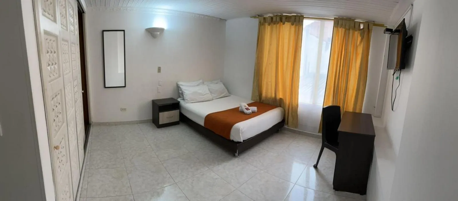 Bed in HOTEL EMBASSY STAR