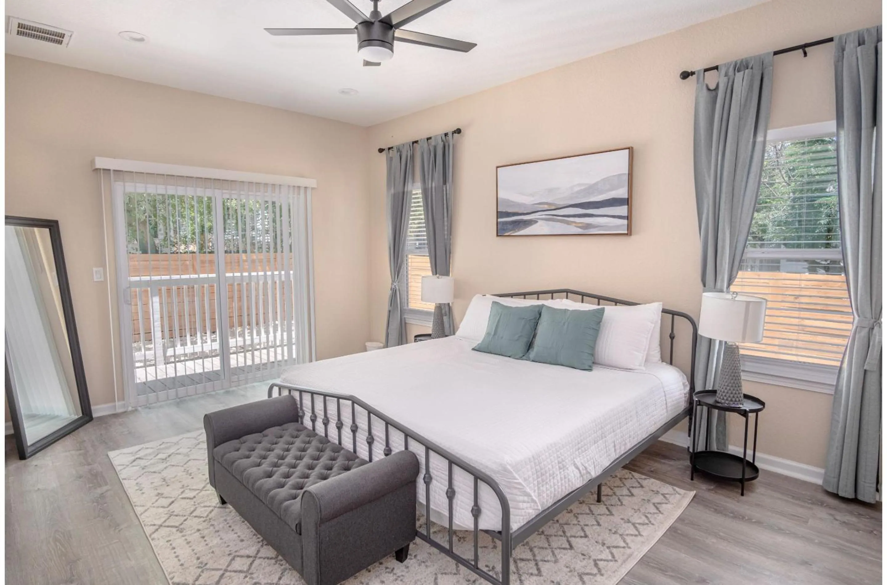 Bed in Beautiful Fenced 3BR 2BA Near Exciting Downtown