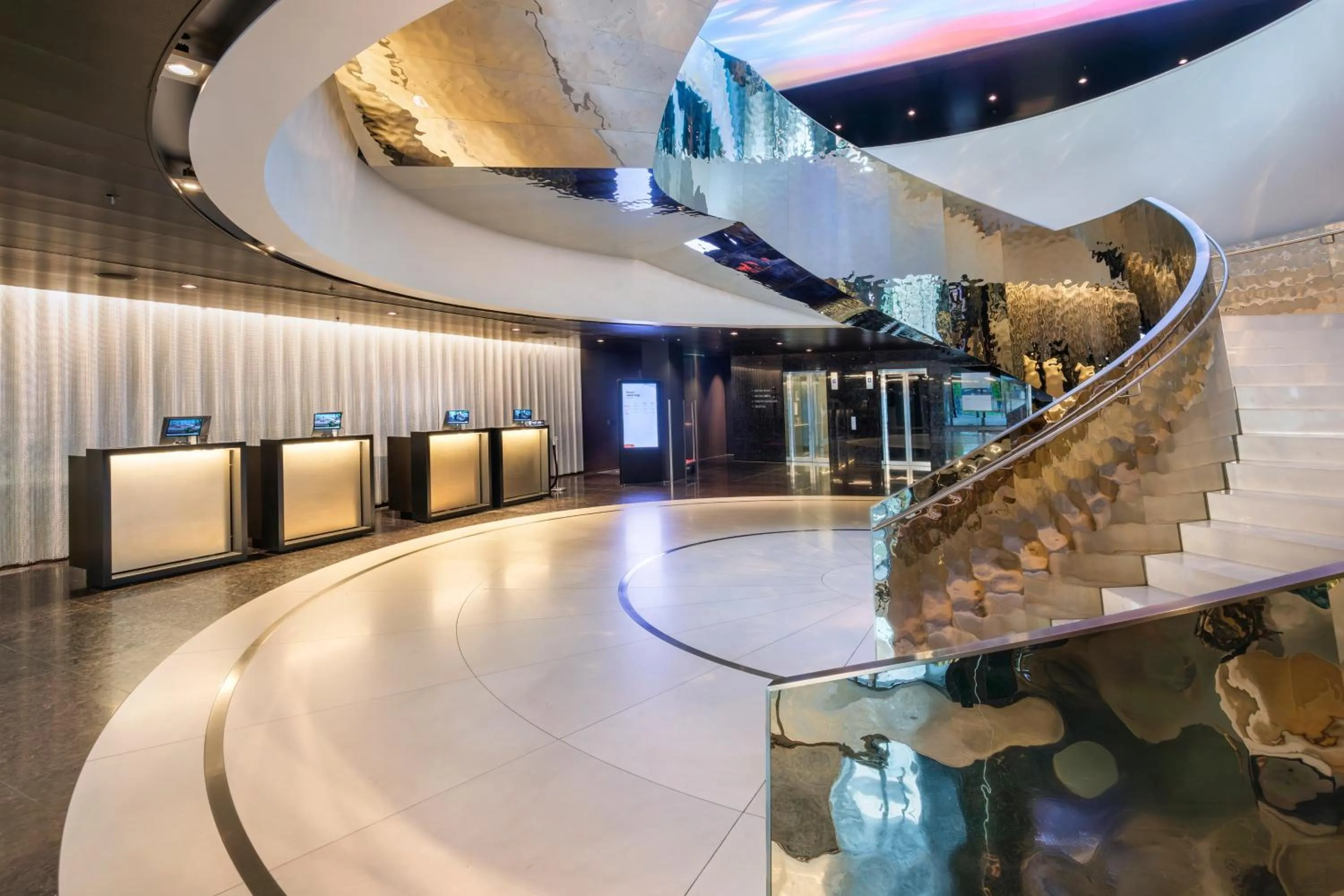 Lobby or reception in Melia Vienna