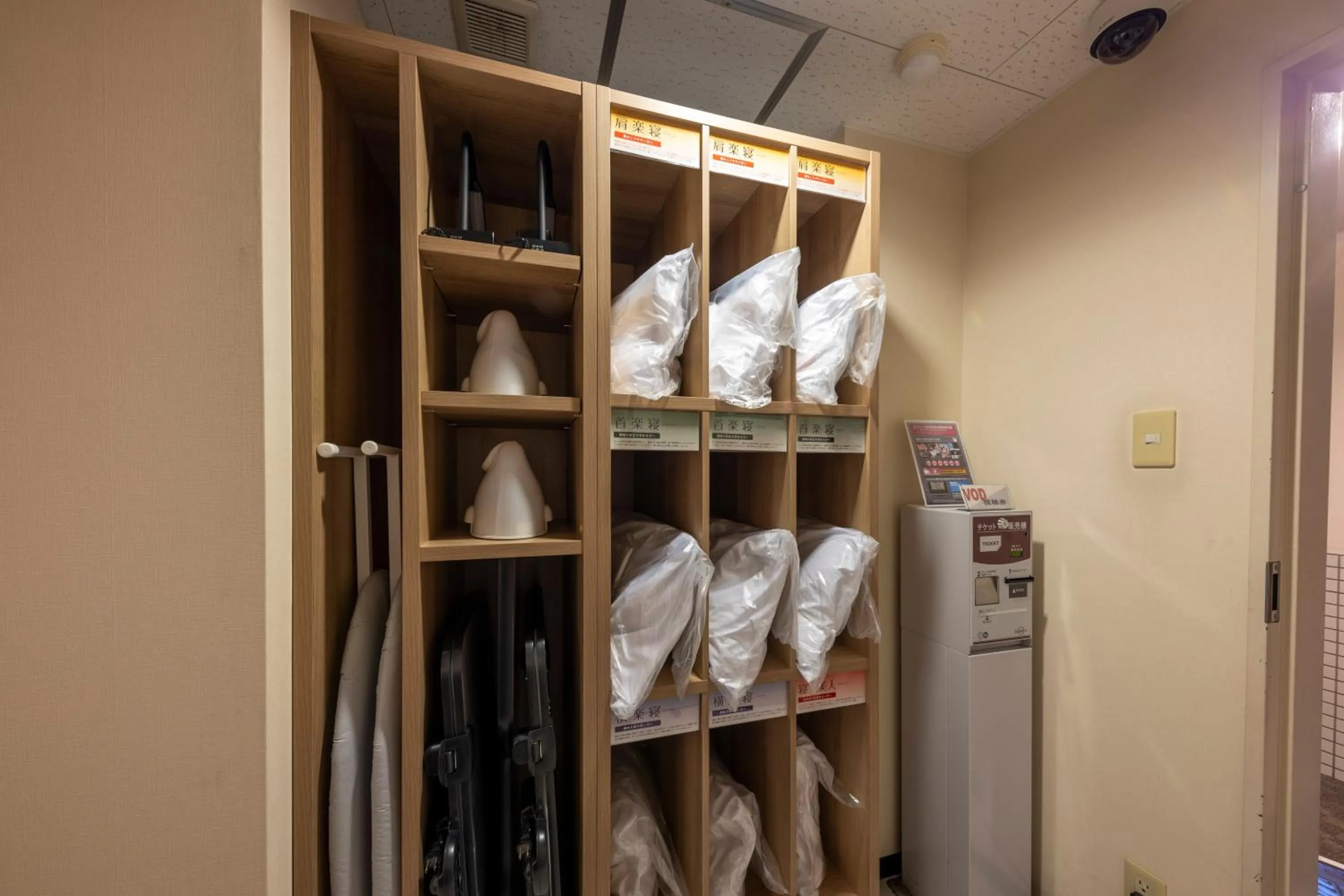 furniture in JR CLEMENT INN HIMEJI