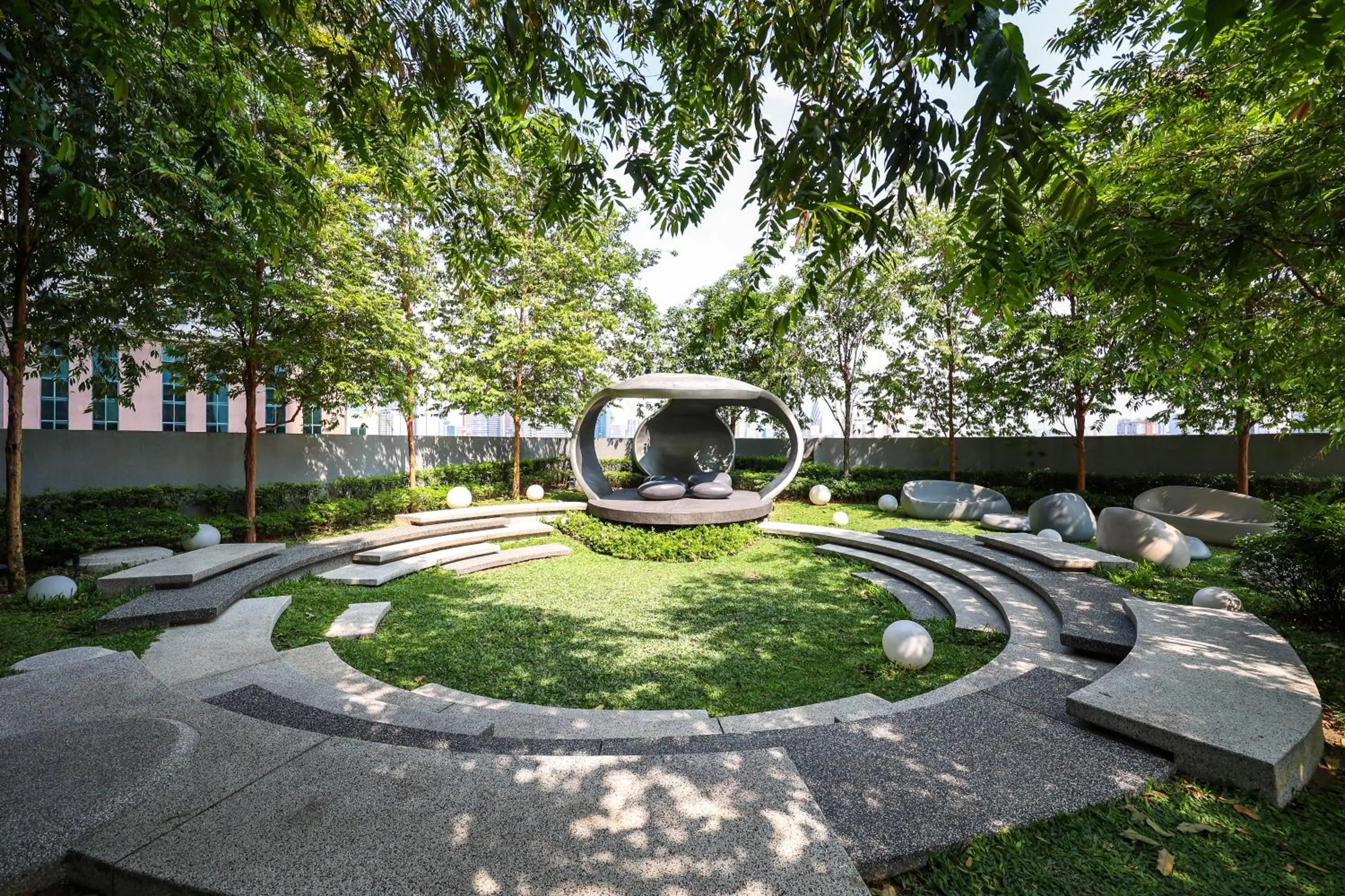 Scarletz Suites KLCC by MyKey