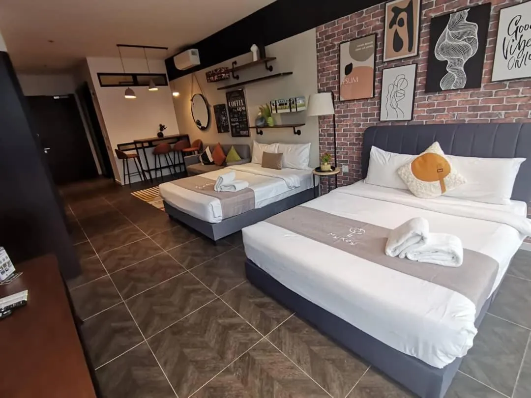 Bed in Scarletz Suites KLCC by MyKey