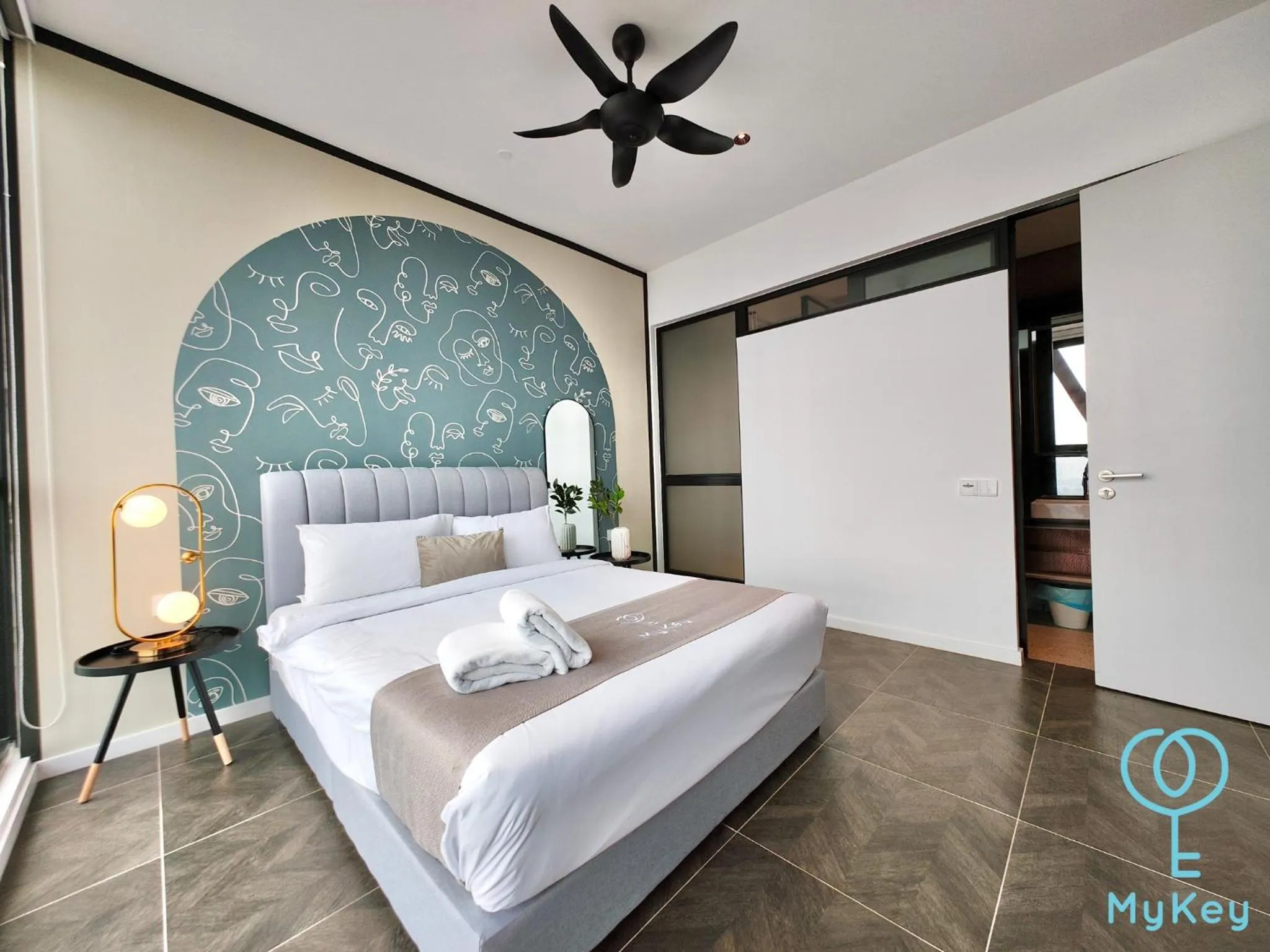 Bedroom, Bed in Scarletz Suites KLCC by MyKey