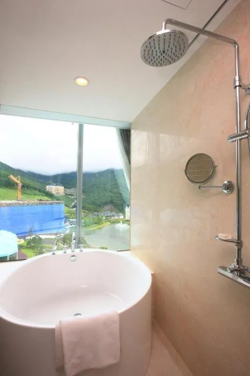 High1 Grand Hotel Convention Tower