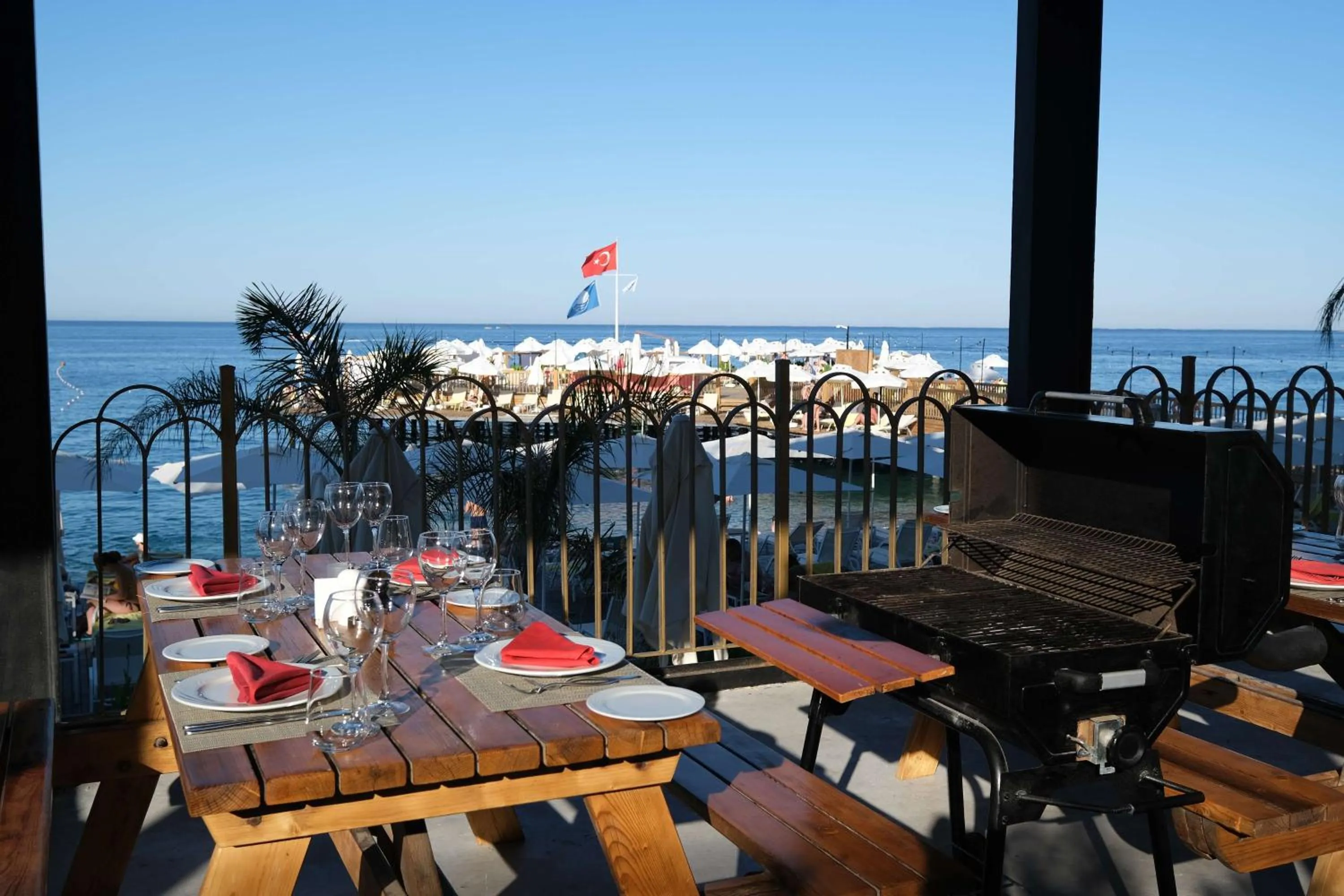 Restaurant/places to eat in DoubleTree by Hilton Antalya-Kemer All-Inclusive Resort