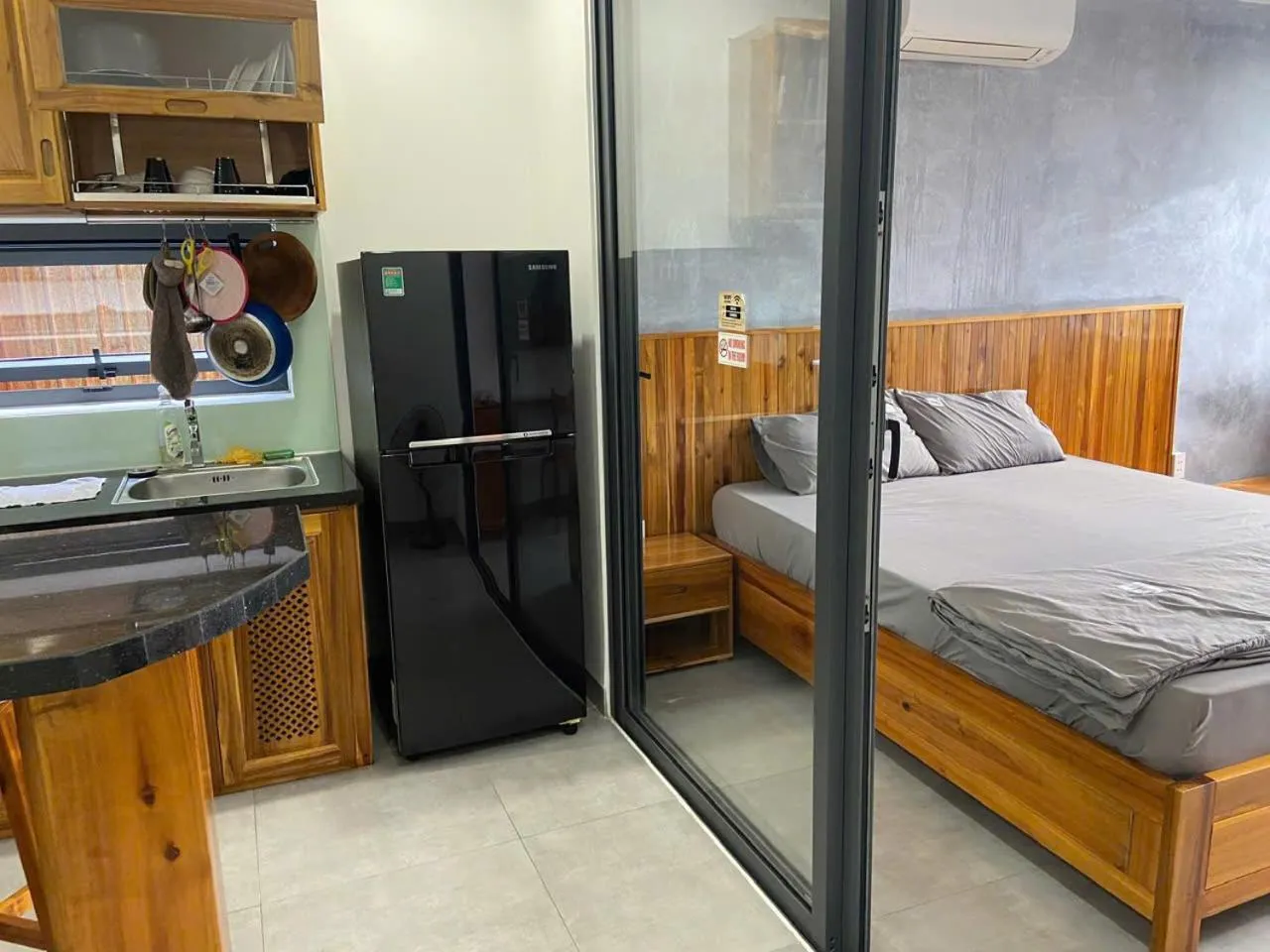 Kitchen or kitchenette, Bed in LH APARTMENT DA NANG