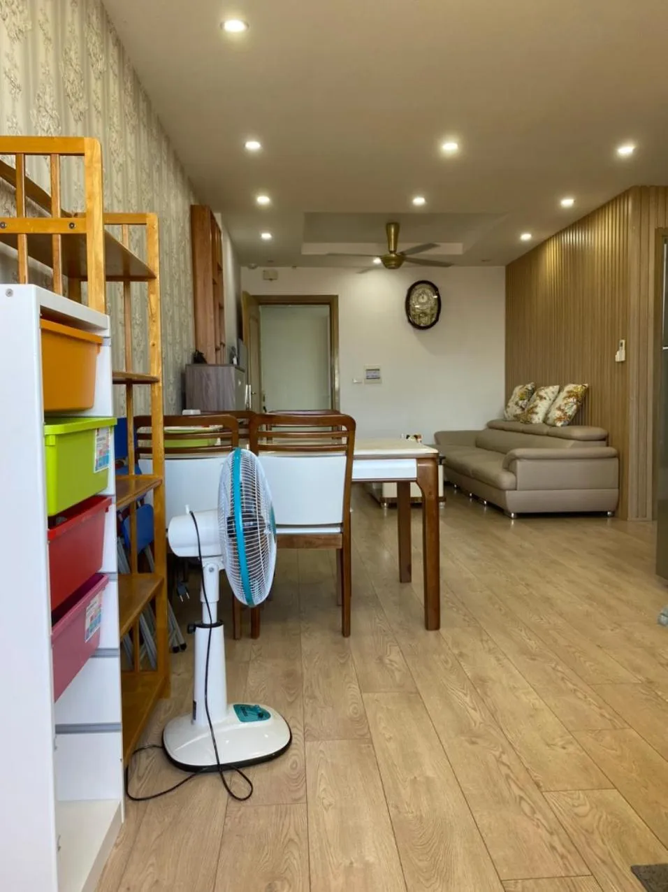 Seating area, Bed in LH APARTMENT DA NANG