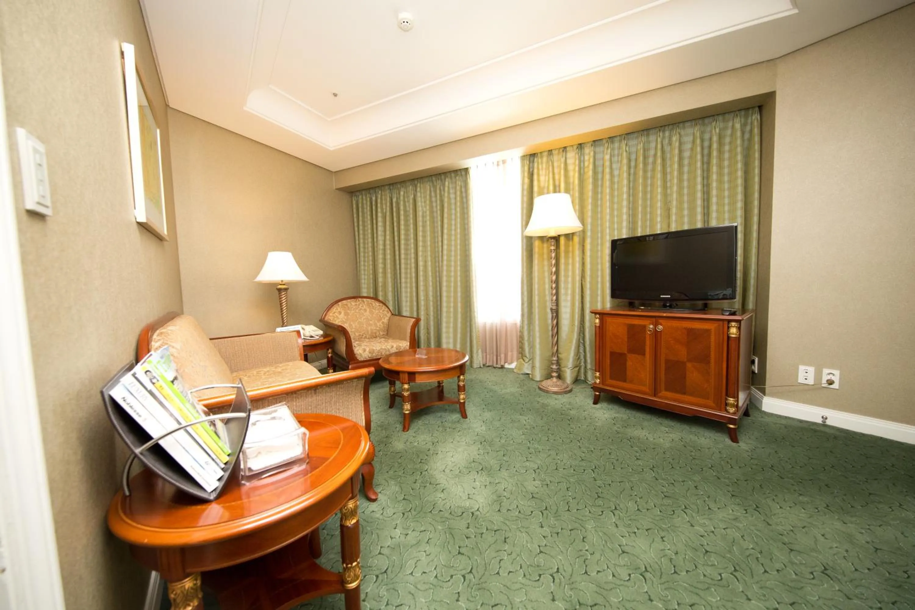 High1 Grand Hotel Main Tower