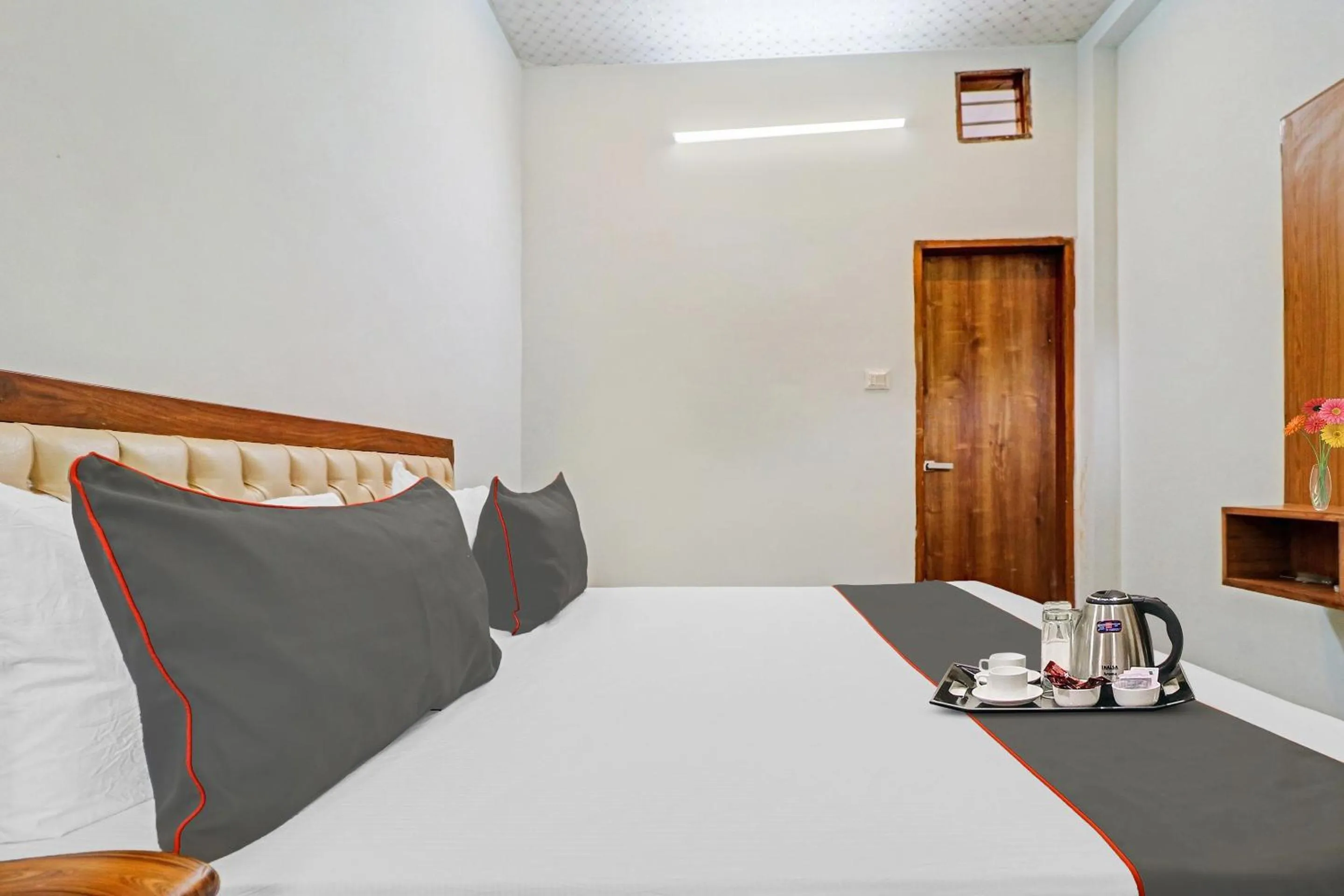 Bedroom in Collection O Studioz Om River Resort