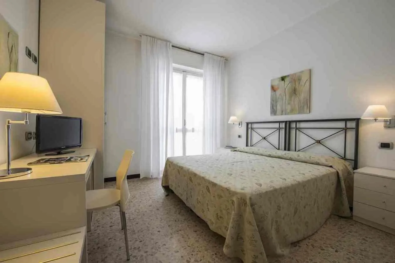 Bedroom in Hotel Aida