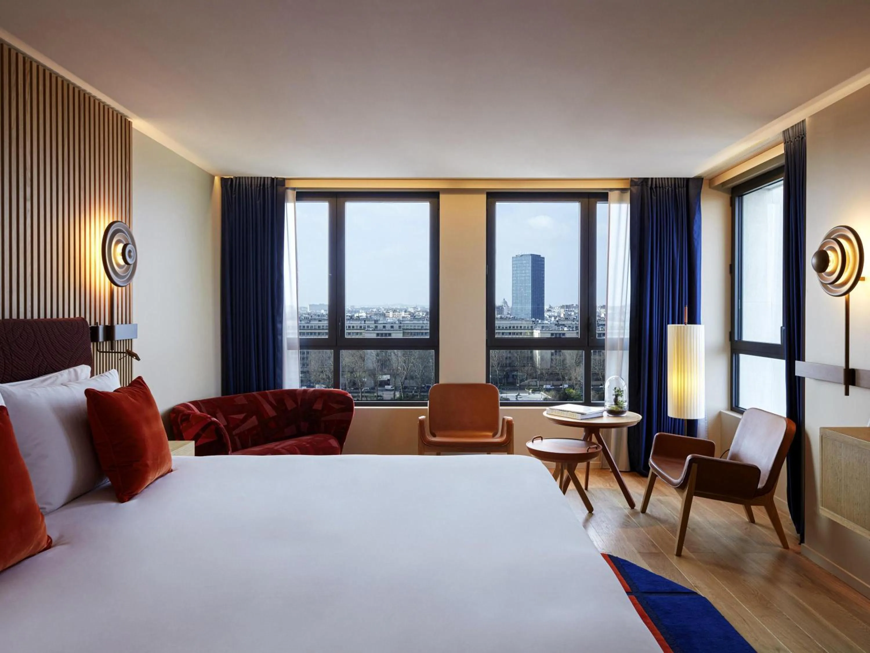 Photo of the whole room, Bed in SO/ Paris Hotel