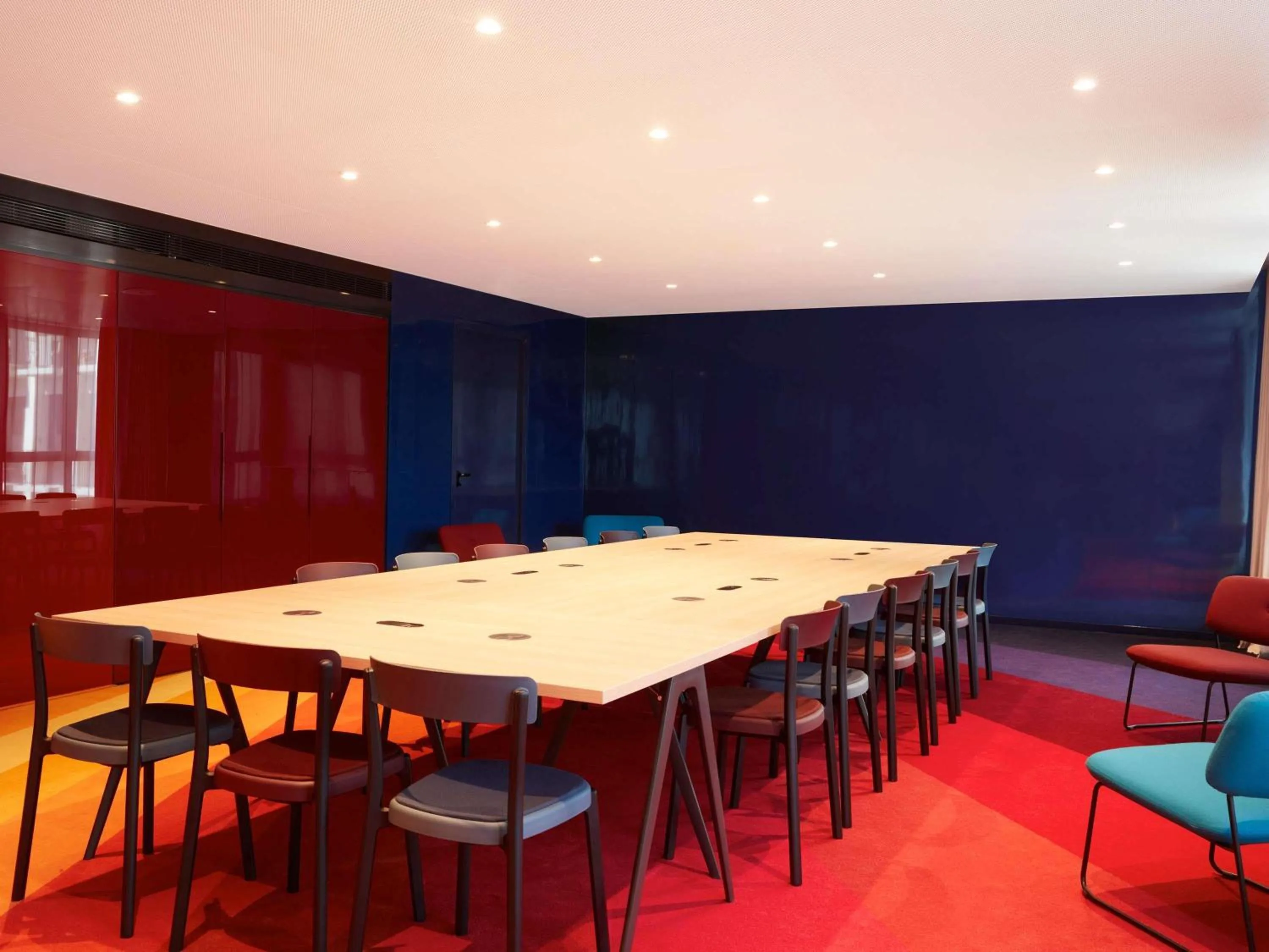 Meeting/conference room in SO/ Paris Hotel