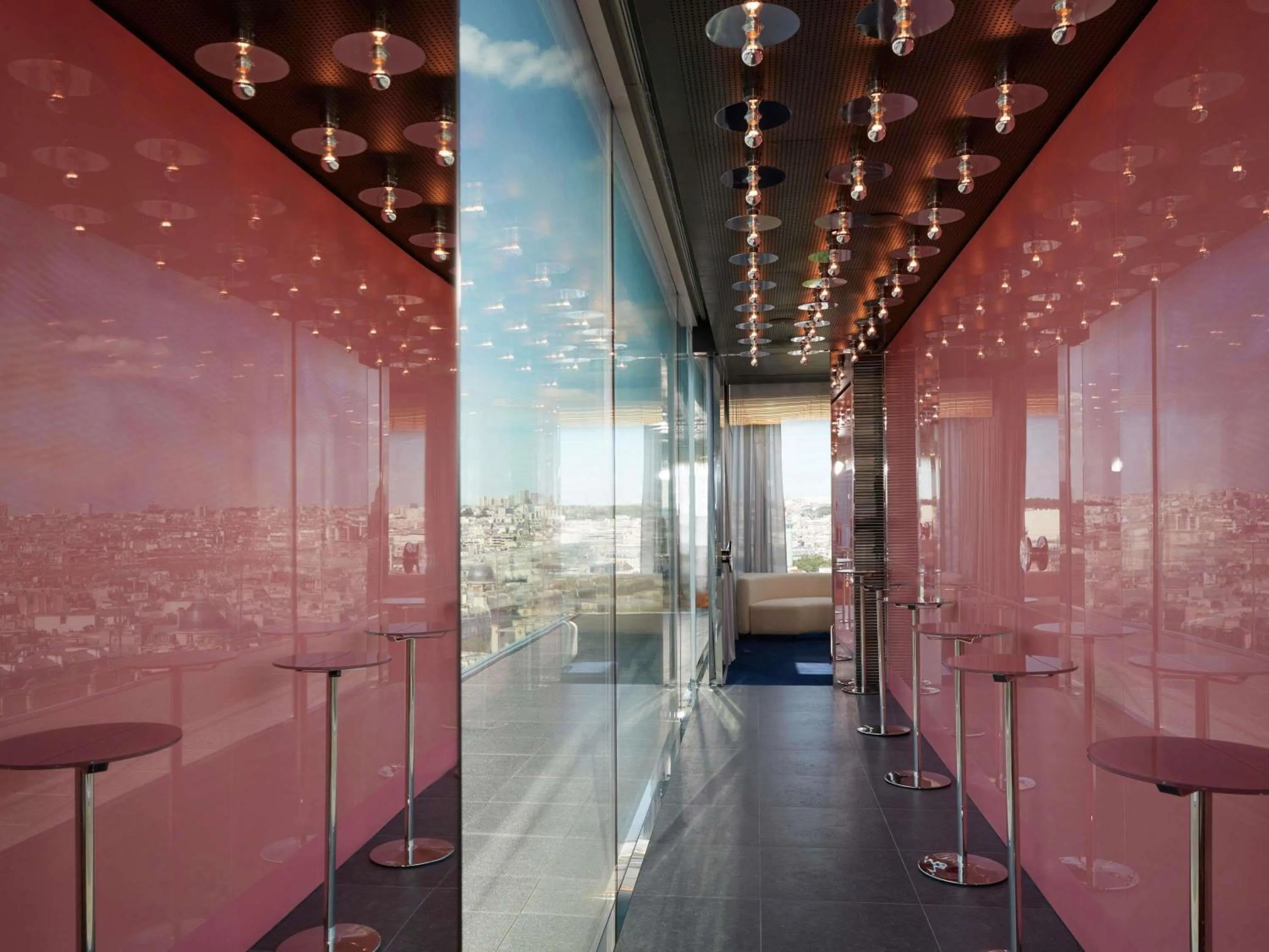 Lounge or bar in SO/ Paris Hotel