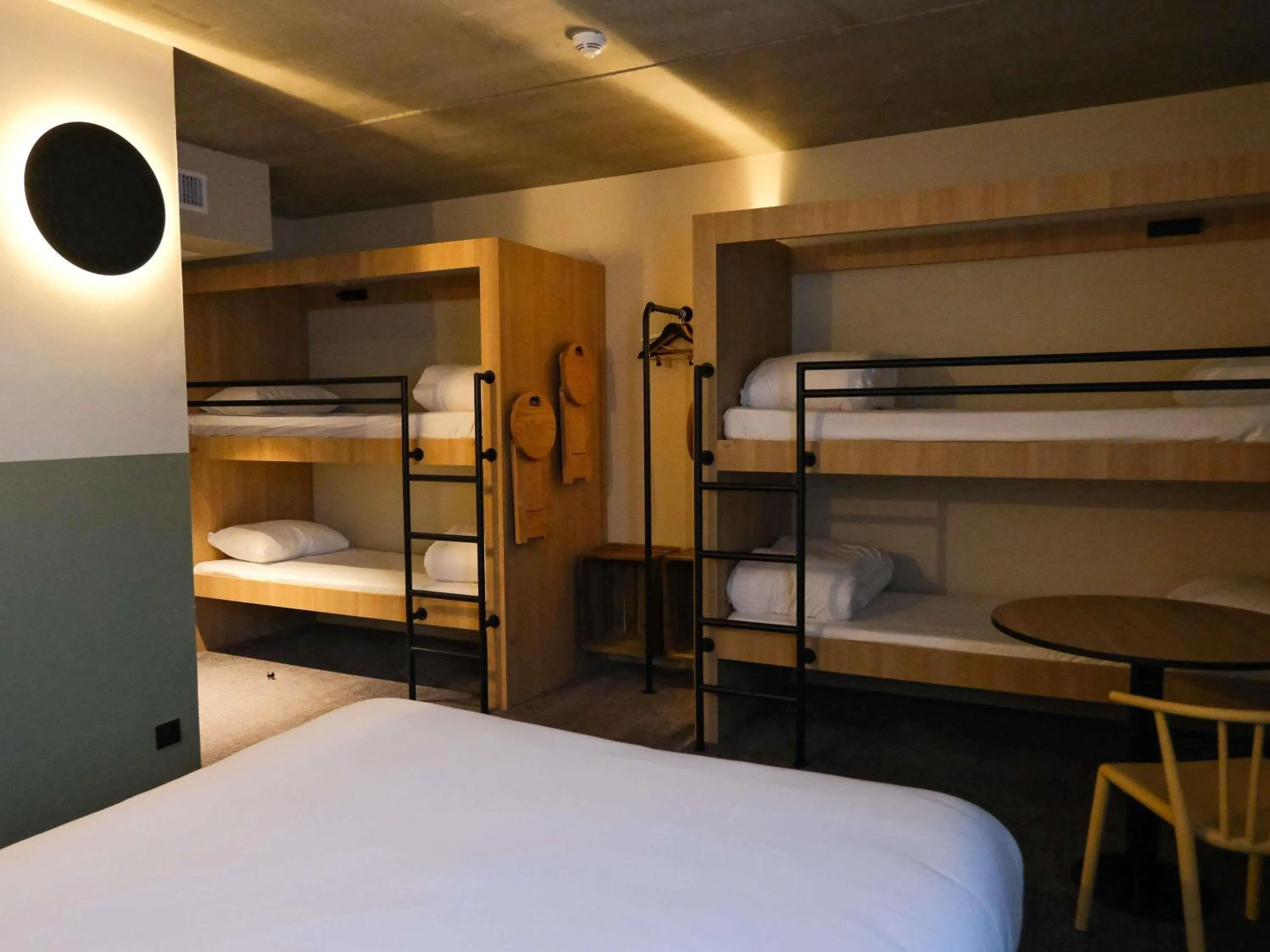 Bedroom, Bed in Greet Hôtel Orthez Bearn