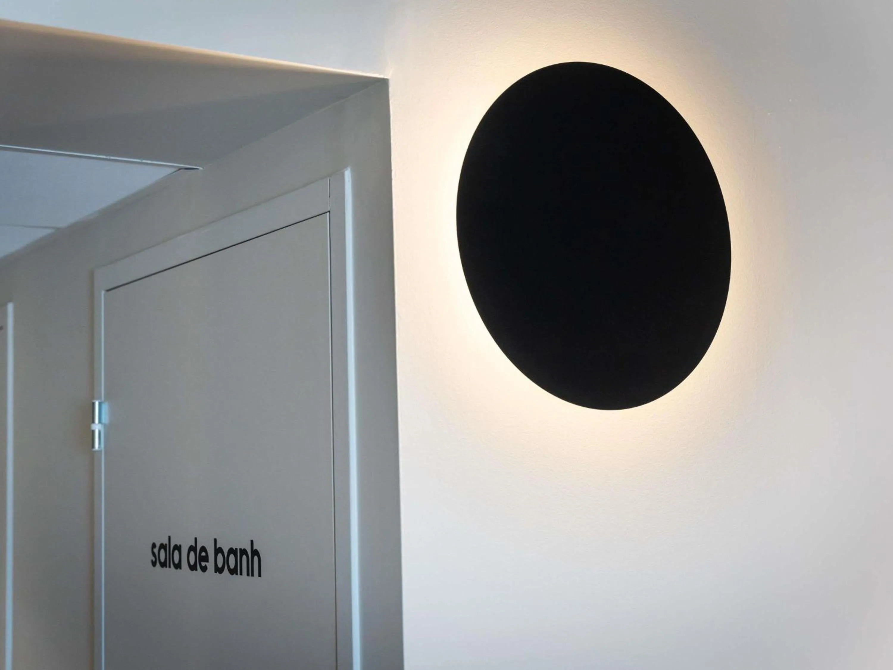 Bedroom in Greet Hôtel Orthez Bearn