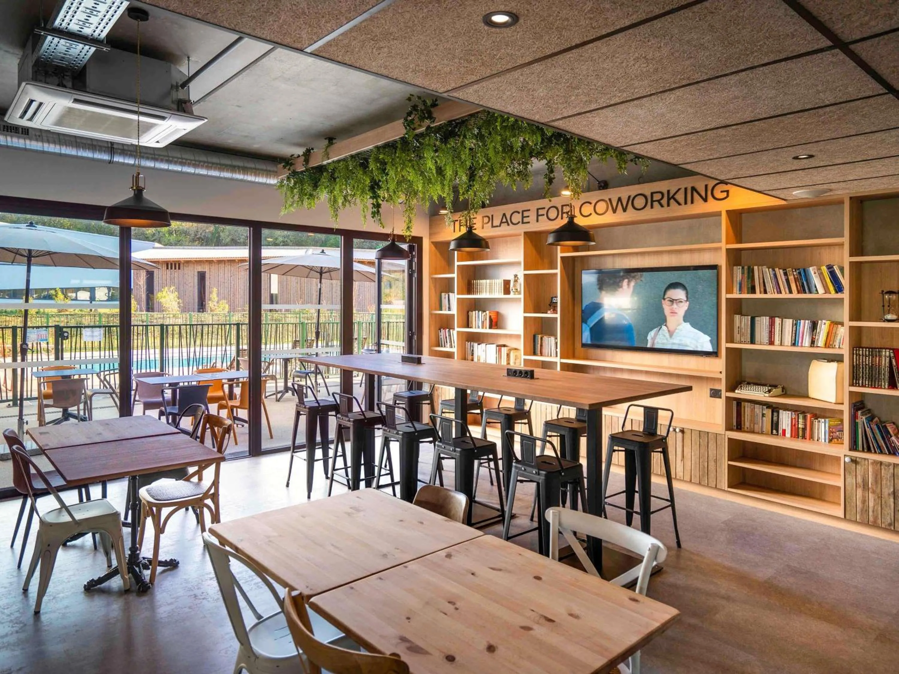 Meeting/conference room in Greet Hôtel Orthez Bearn