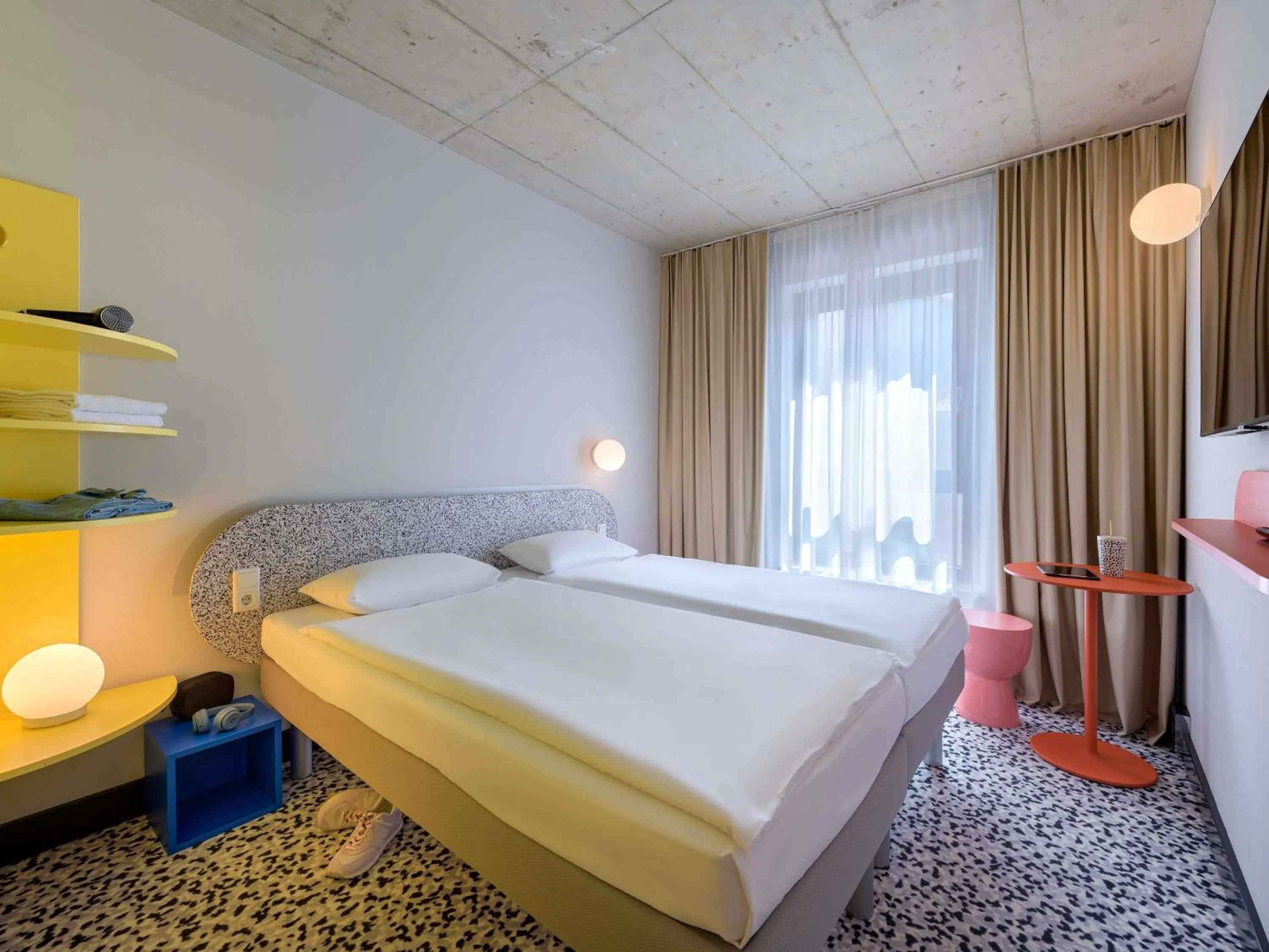 Bedroom, Bed in ibis budget Münster City