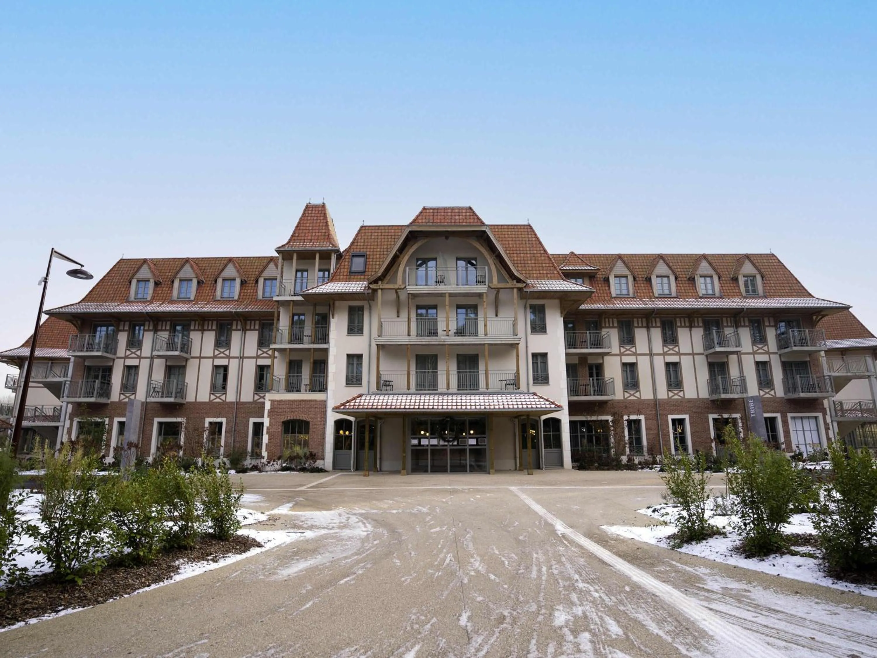 Property building in Ibis Styles Le Touquet