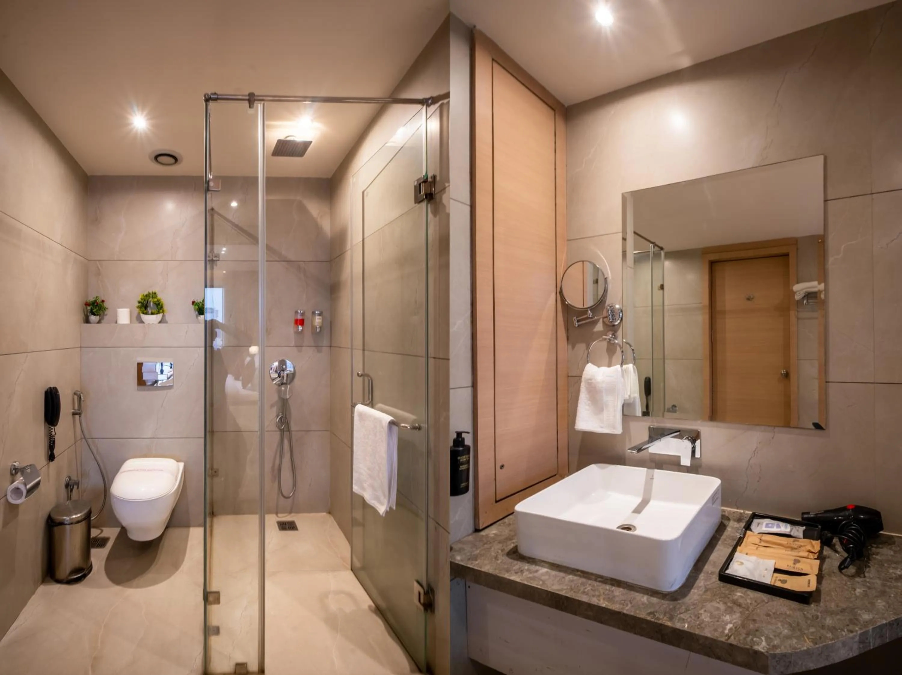 Bathroom in SANDOZ Pribson Hotel near Golden Temple