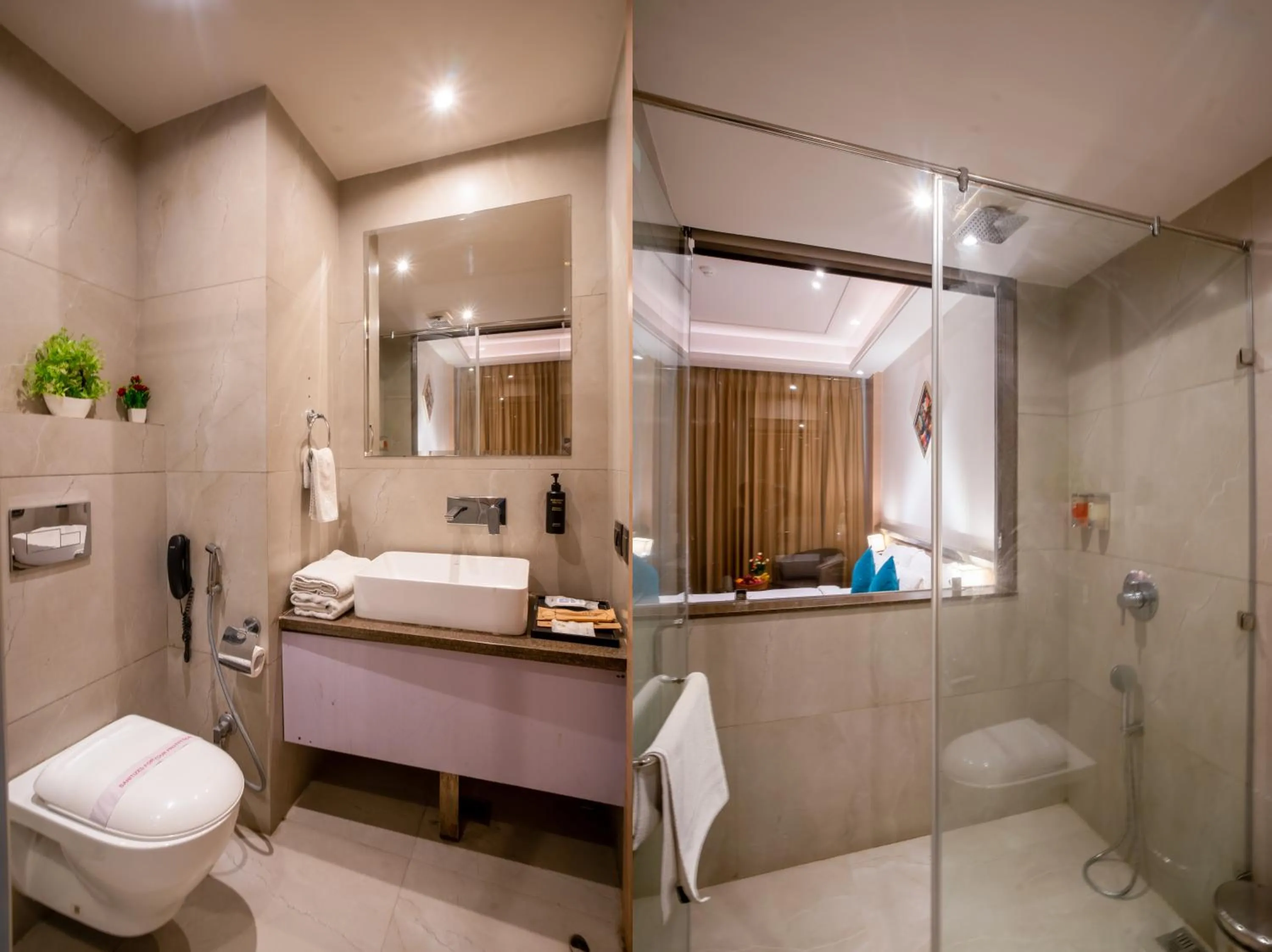 Bathroom in SANDOZ Pribson Hotel near Golden Temple