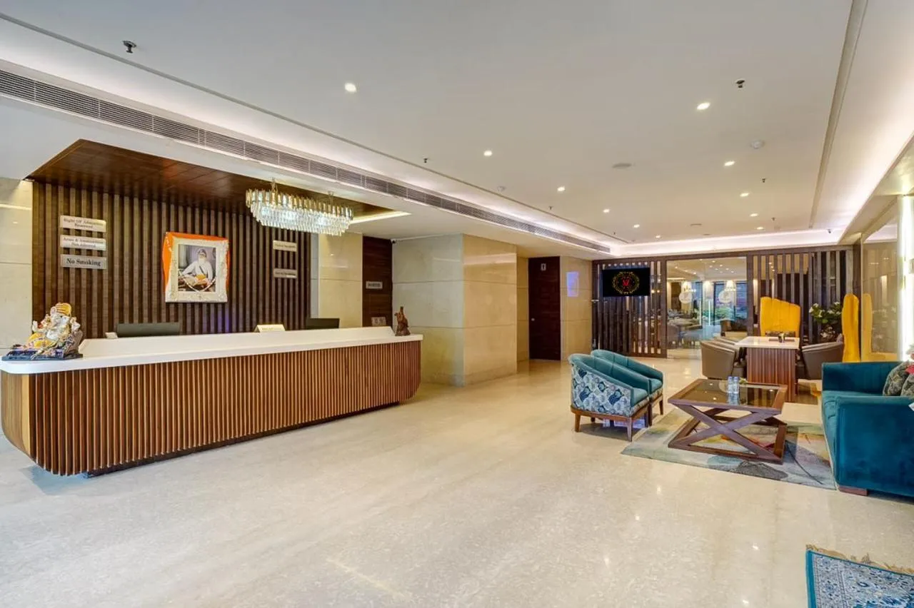 Lobby or reception in SANDOZ Pribson Hotel near Golden Temple