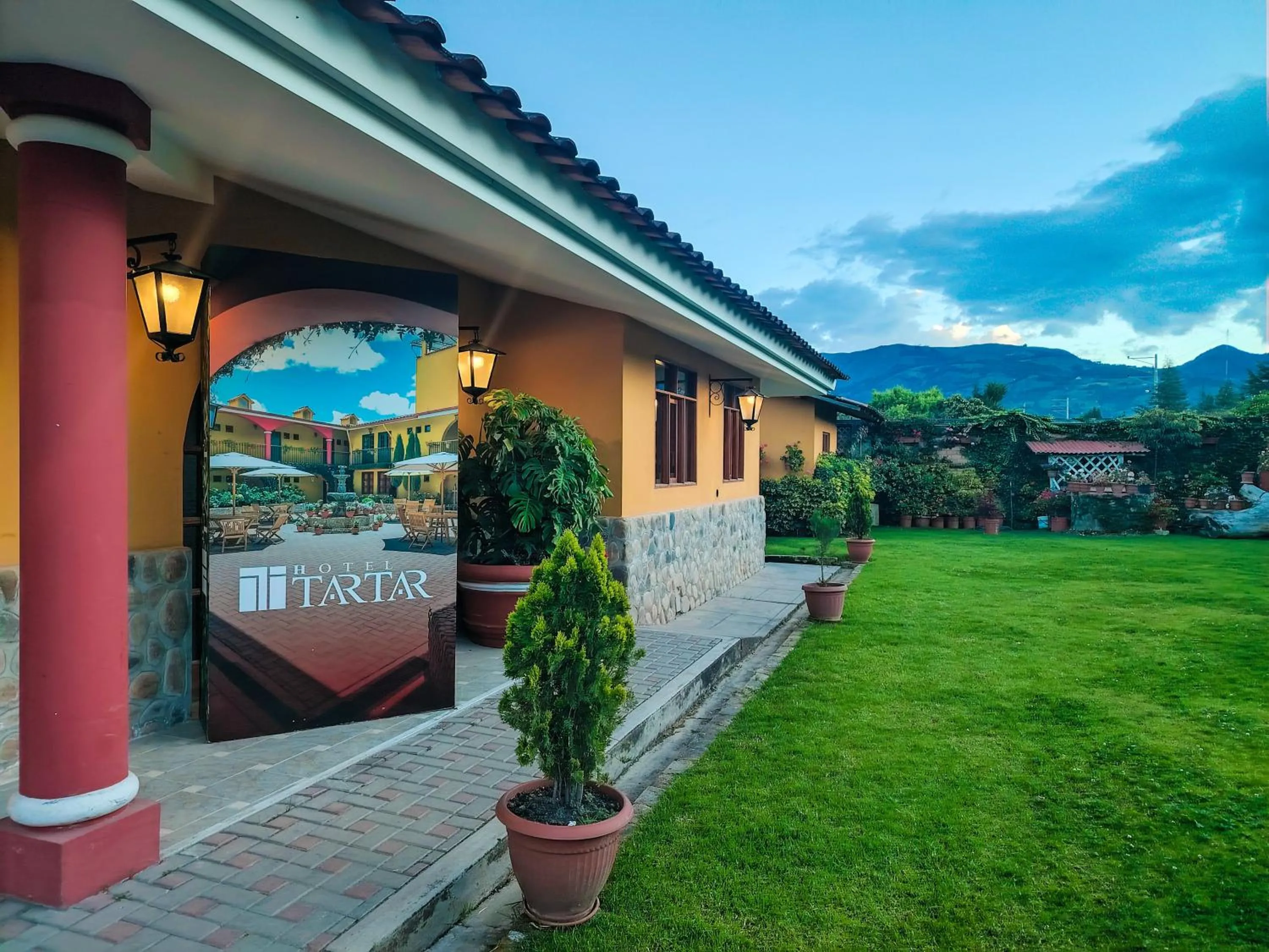 Garden in Hotel Tartar