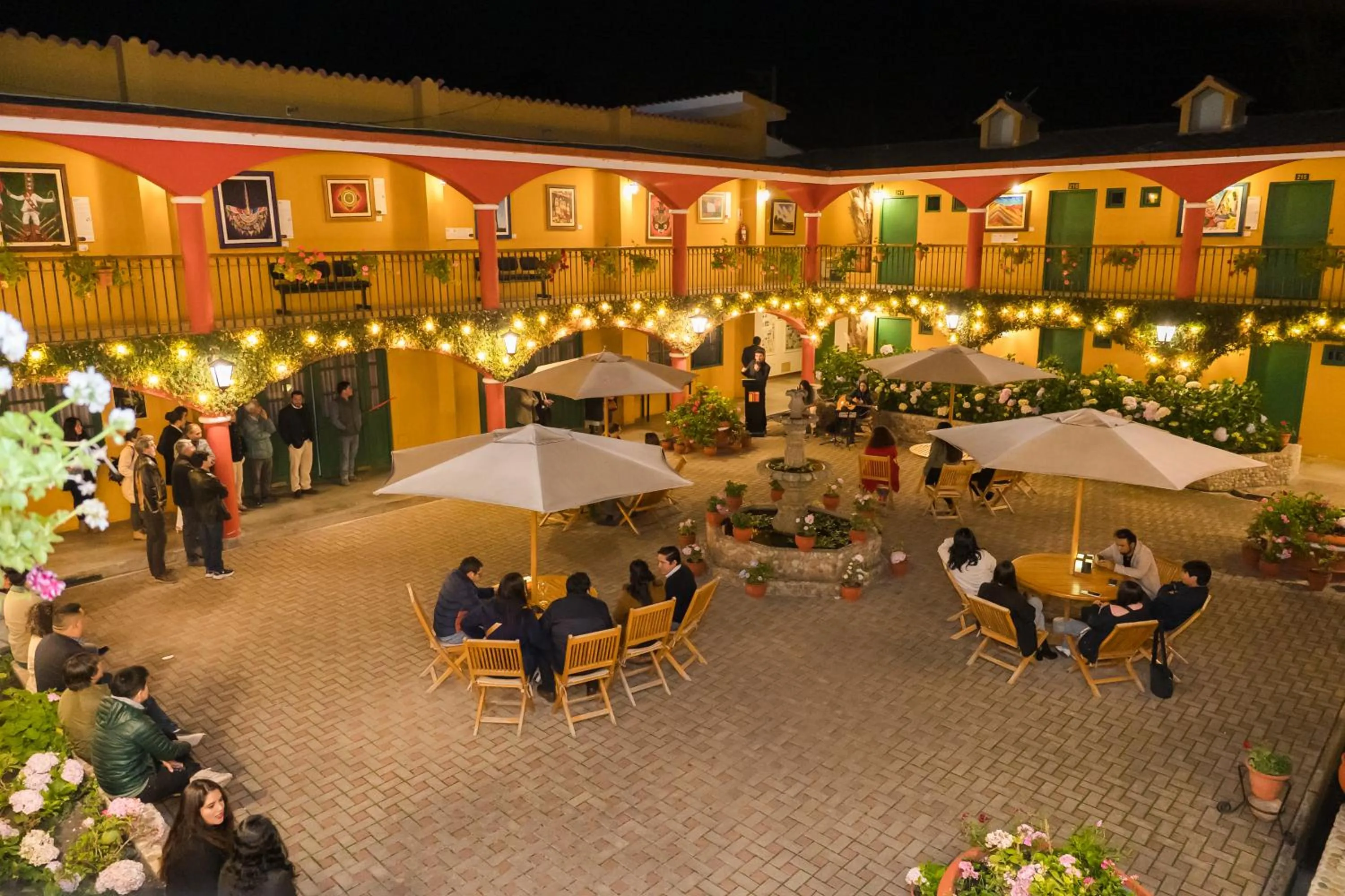 Patio in Hotel Tartar