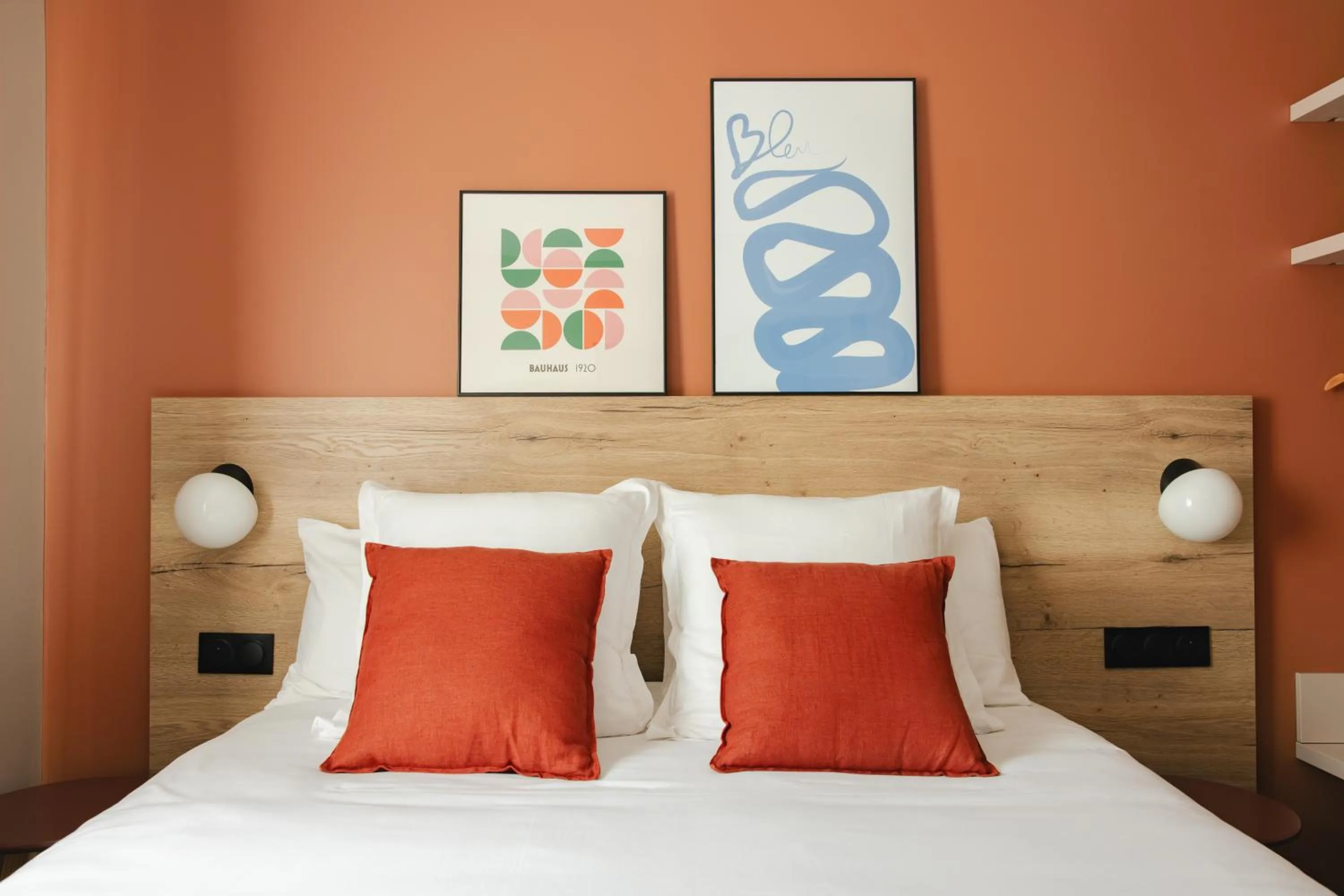 Bed in Sure Hotel by Best Western Tours Sud