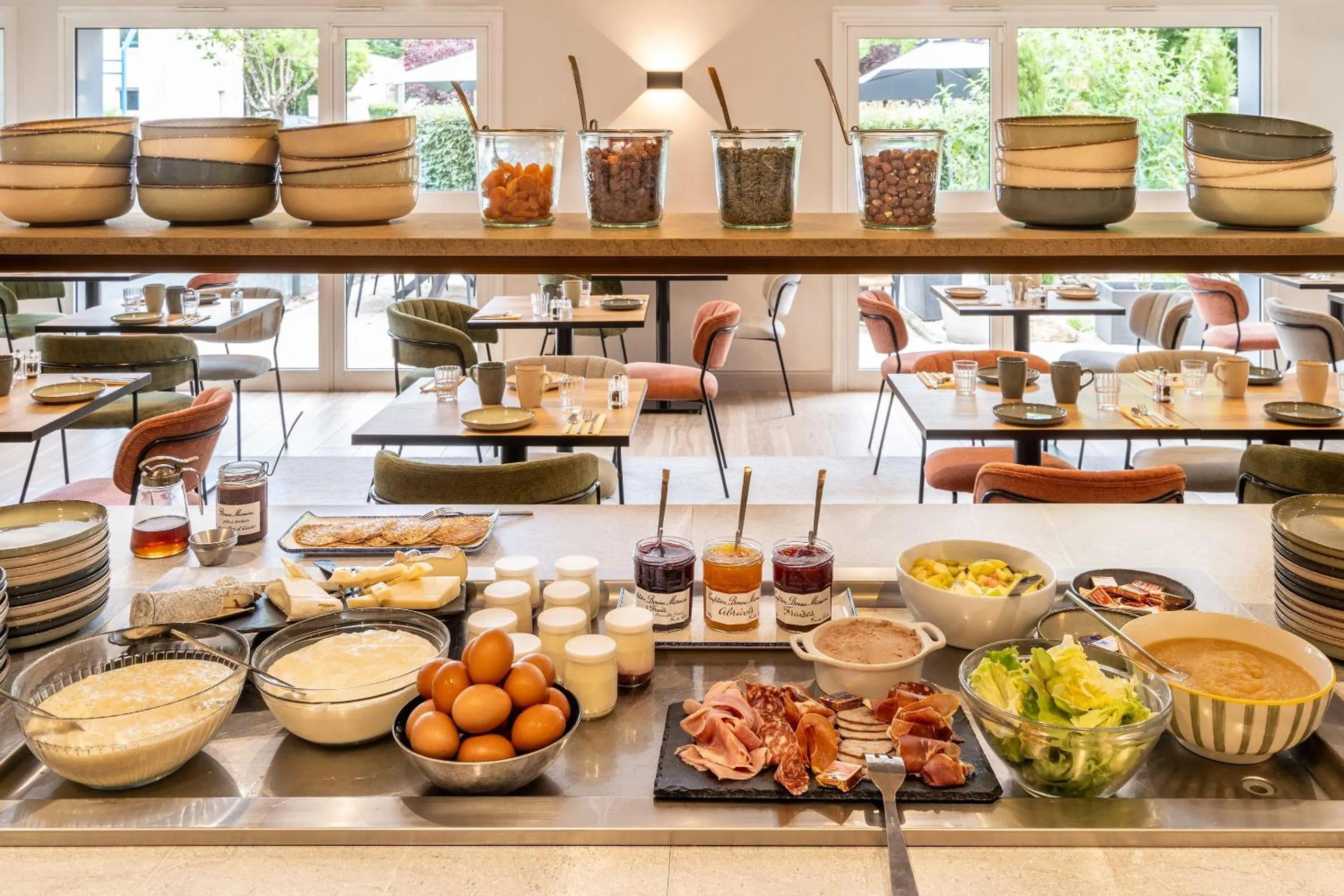 Breakfast in Sure Hotel by Best Western Tours Sud