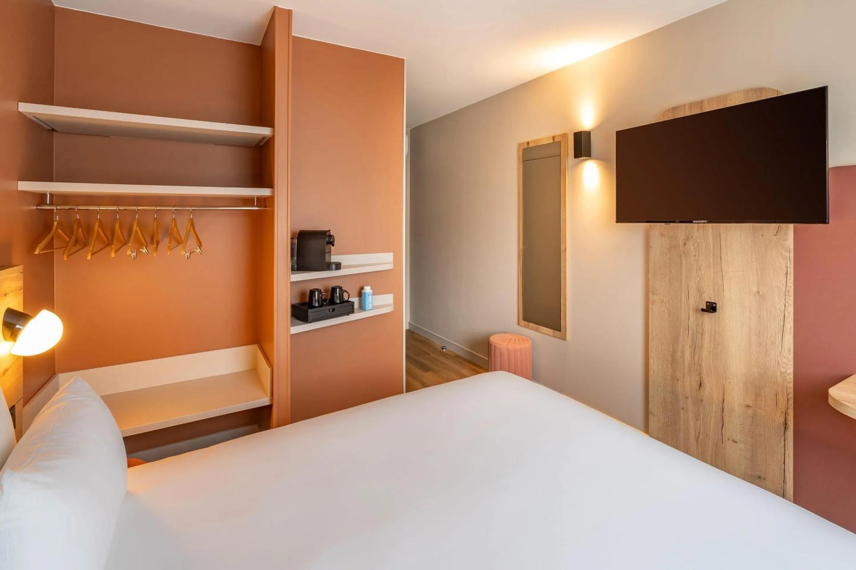 Bed in Sure Hotel by Best Western Tours Sud