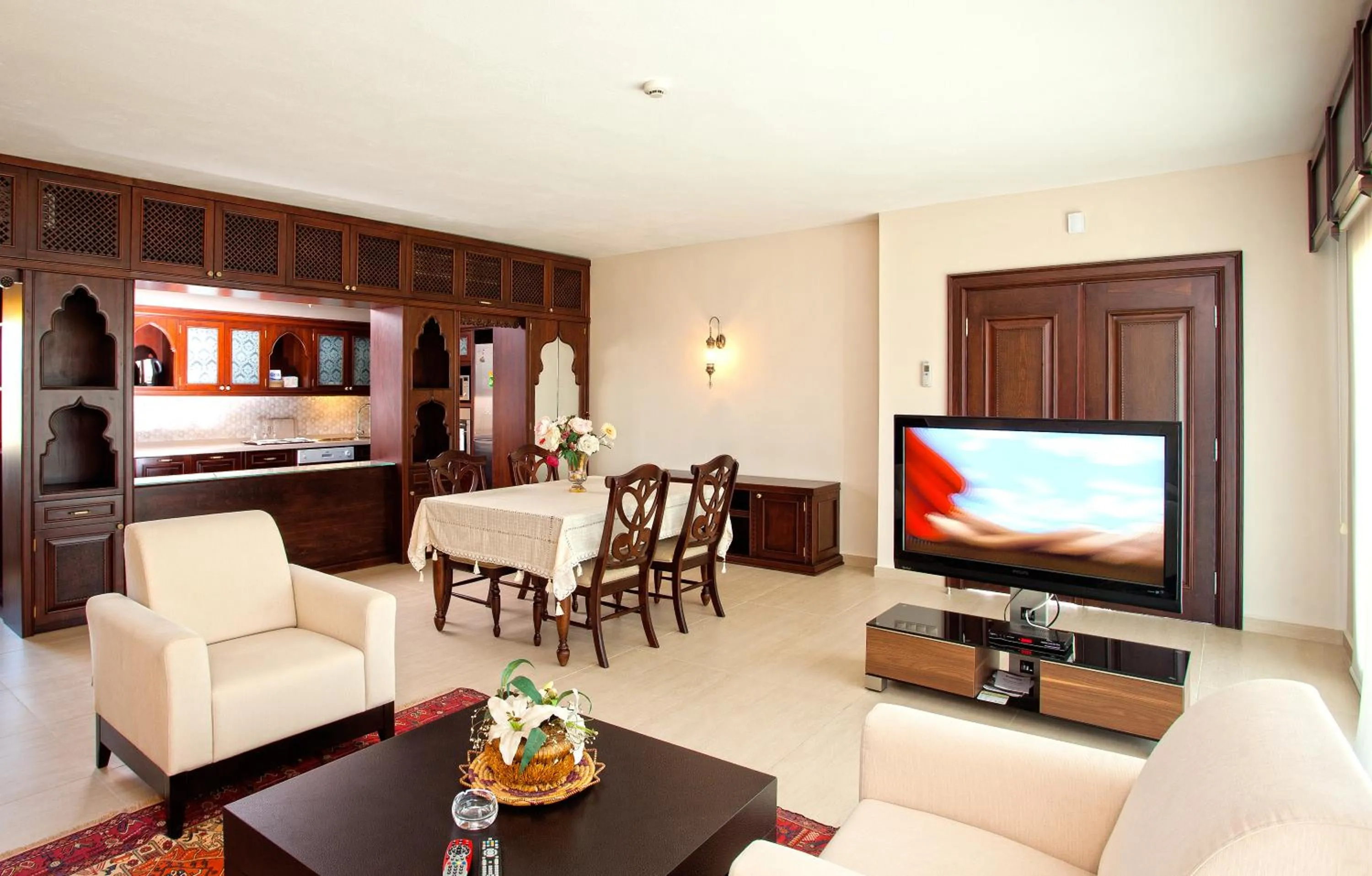 TV and multimedia in Salmakis Resort & Spa