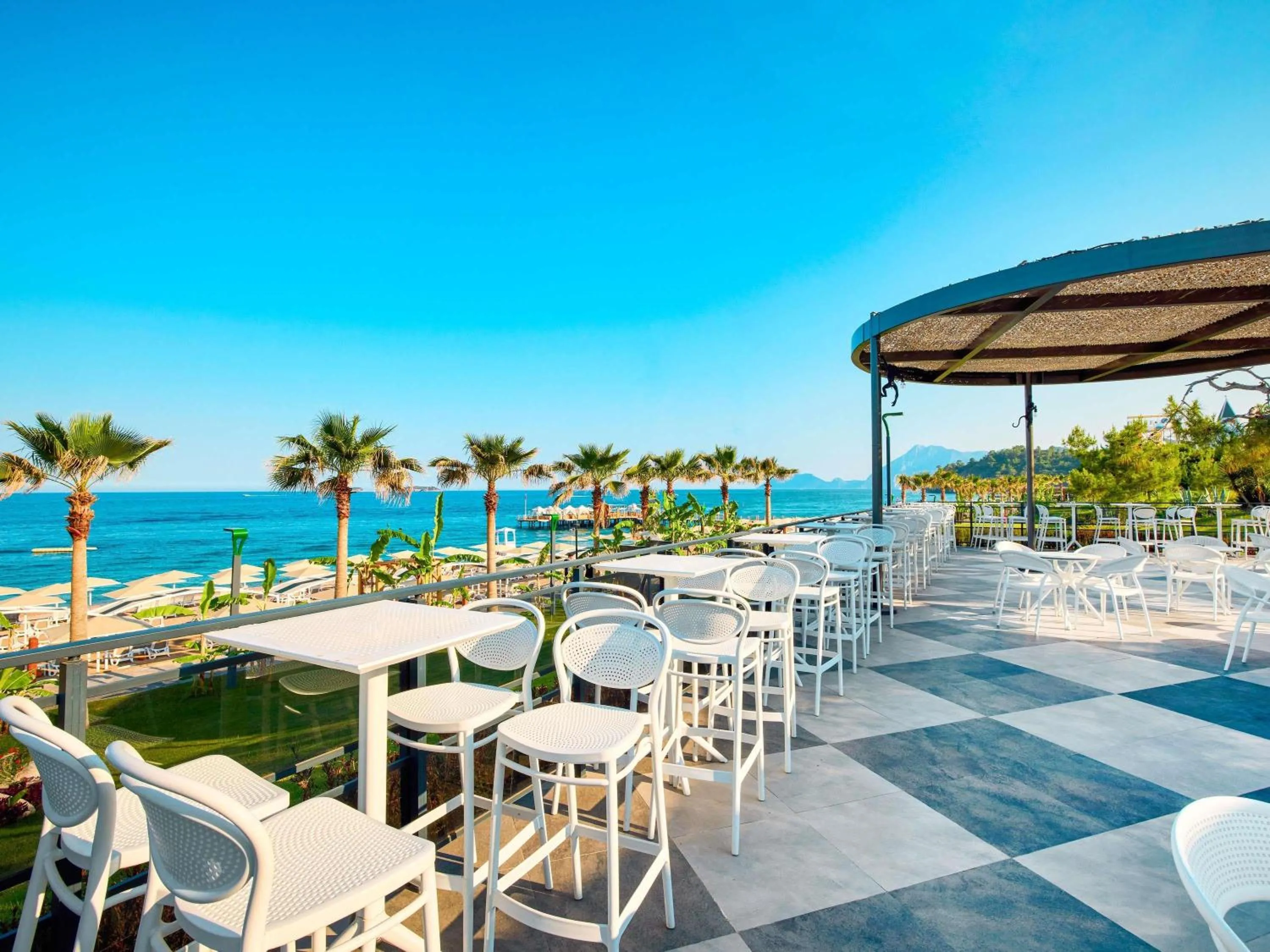 Lounge or bar in Mövenpick Resort Antalya Tekirova - Ultra All Inclusive