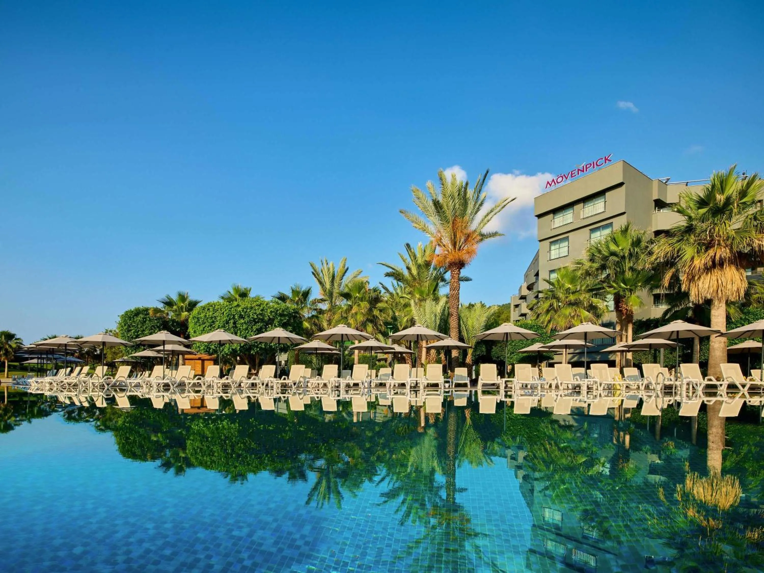 Pool view in Mövenpick Resort Antalya Tekirova - Ultra All Inclusive