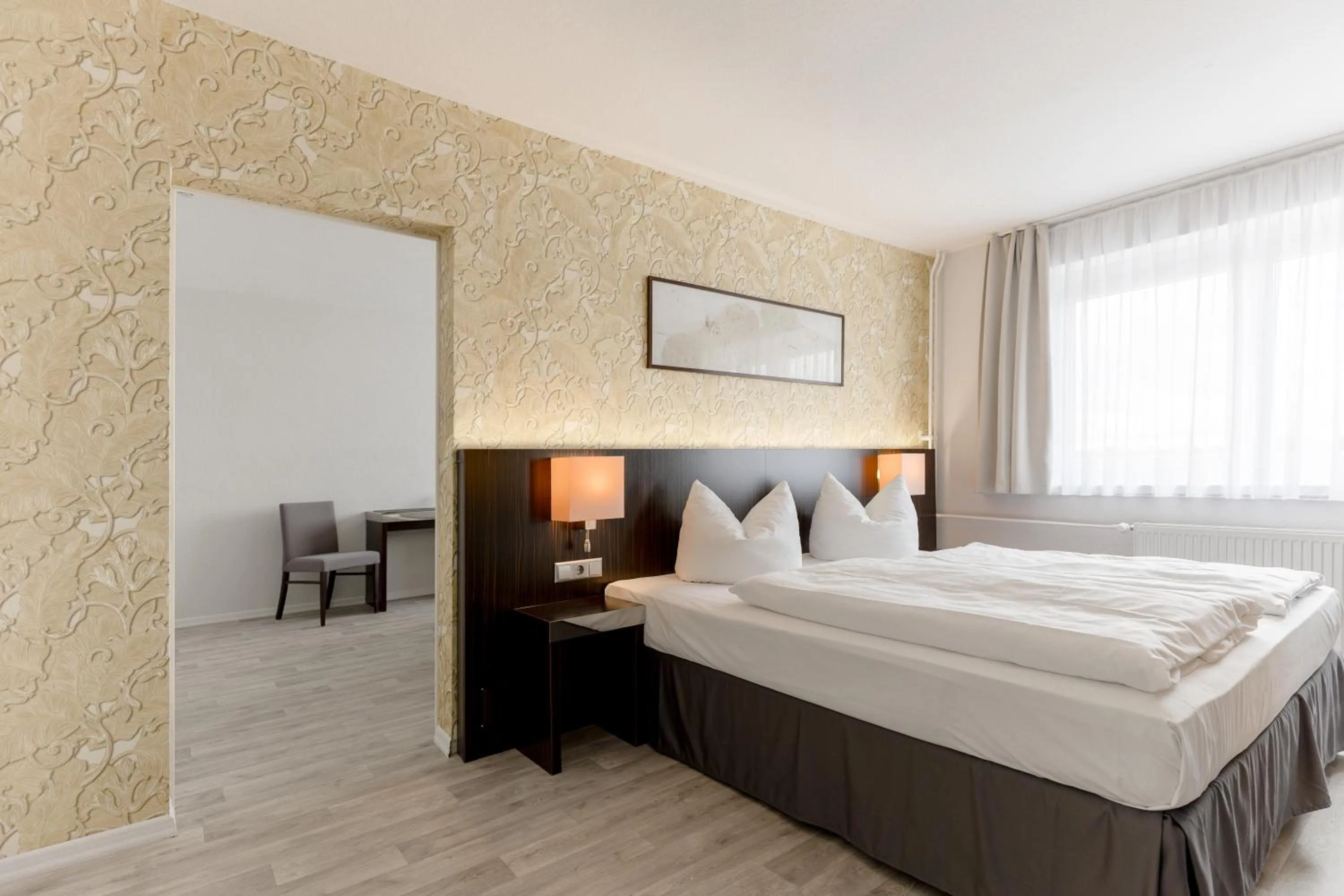 Photo of the whole room, Bed in Hotel 22