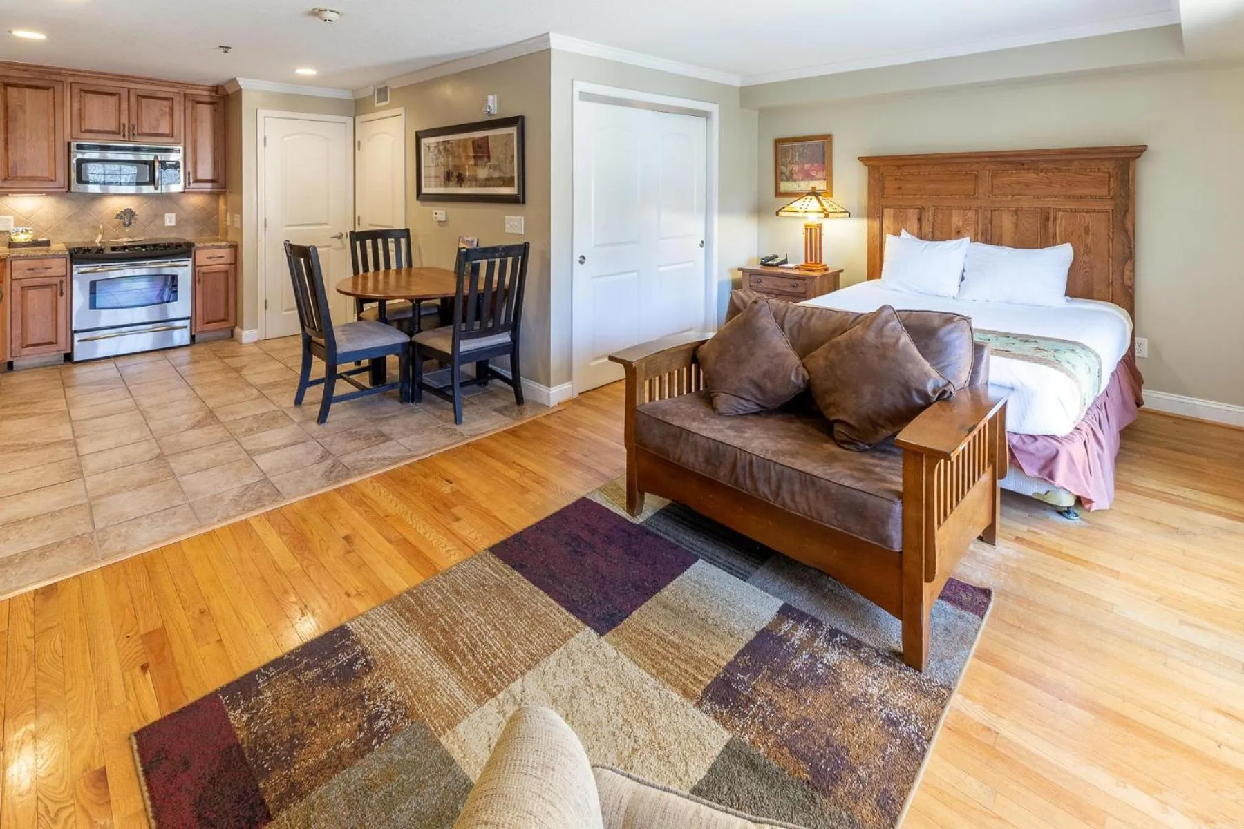 Bed in Lantern Lodge - formerly The Residences at Biltmore