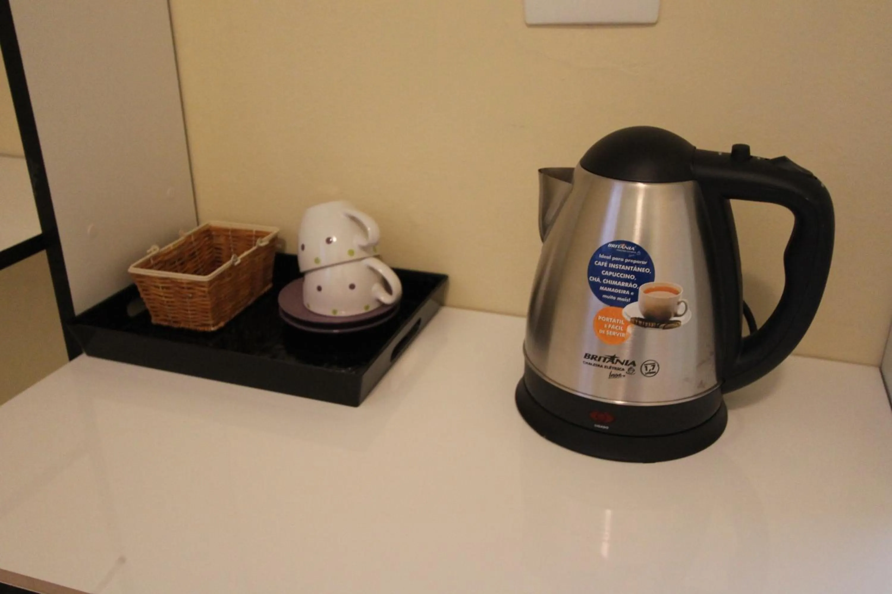 Coffee/tea facilities in Pousada Porto Paraiso, o seu Paraíso Escondido no Guarujá