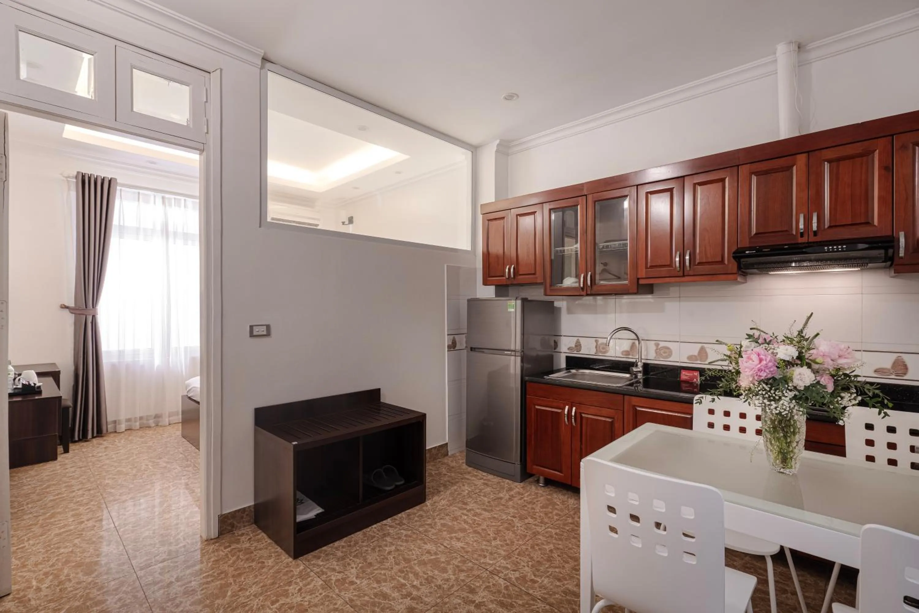 kitchen in 그레이스 호텔 Grace Hotel & Residence