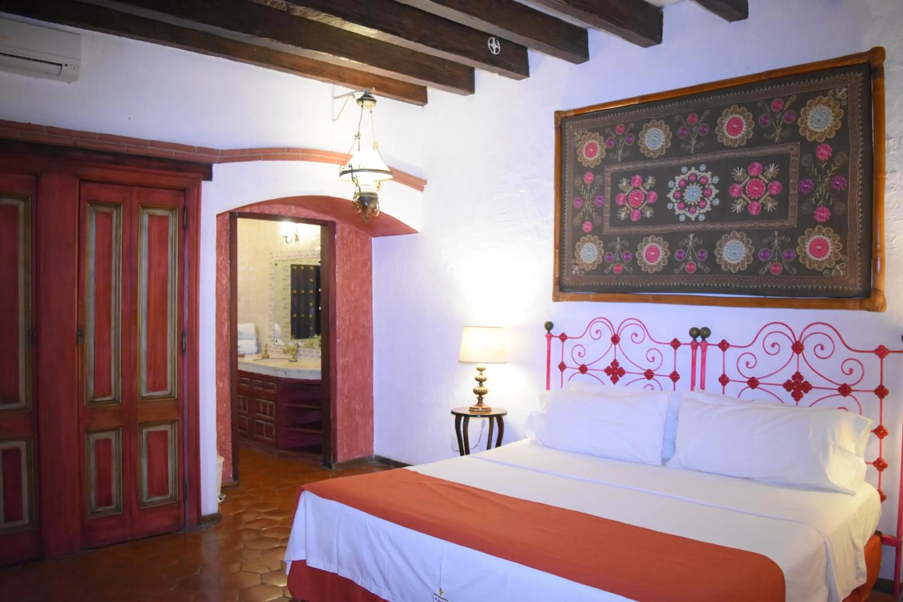 Bed in La Joyita Cuernavaca